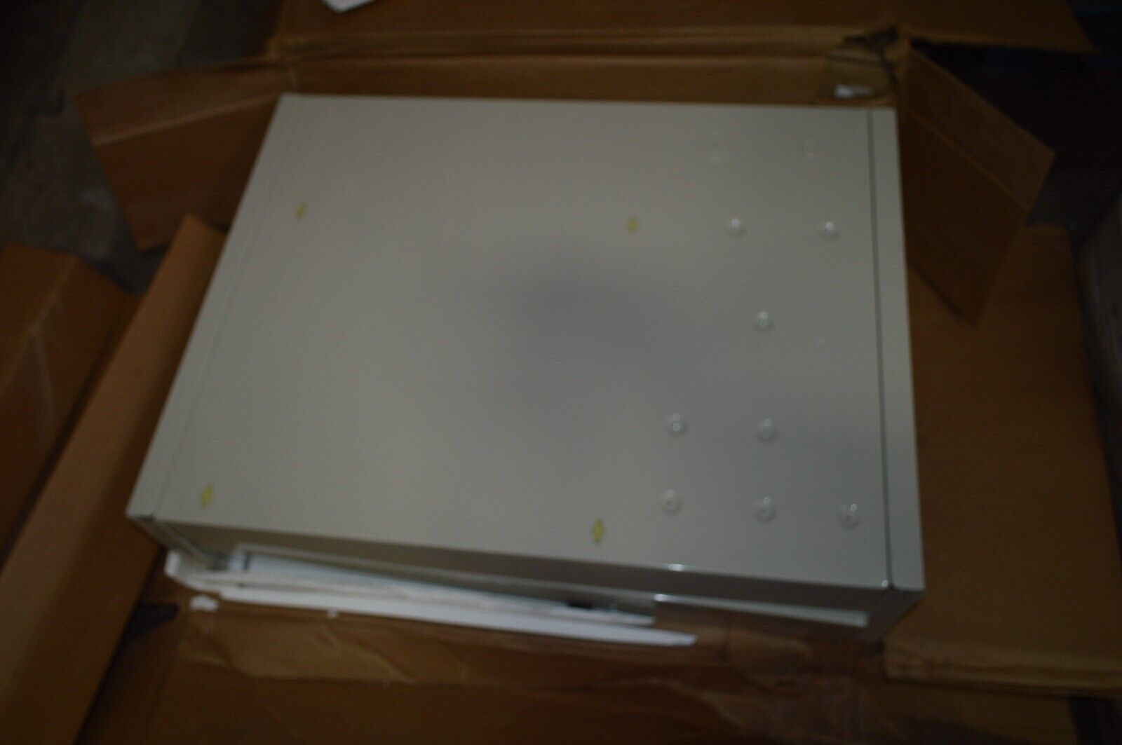 WALL MOUNTED GAS HEATER