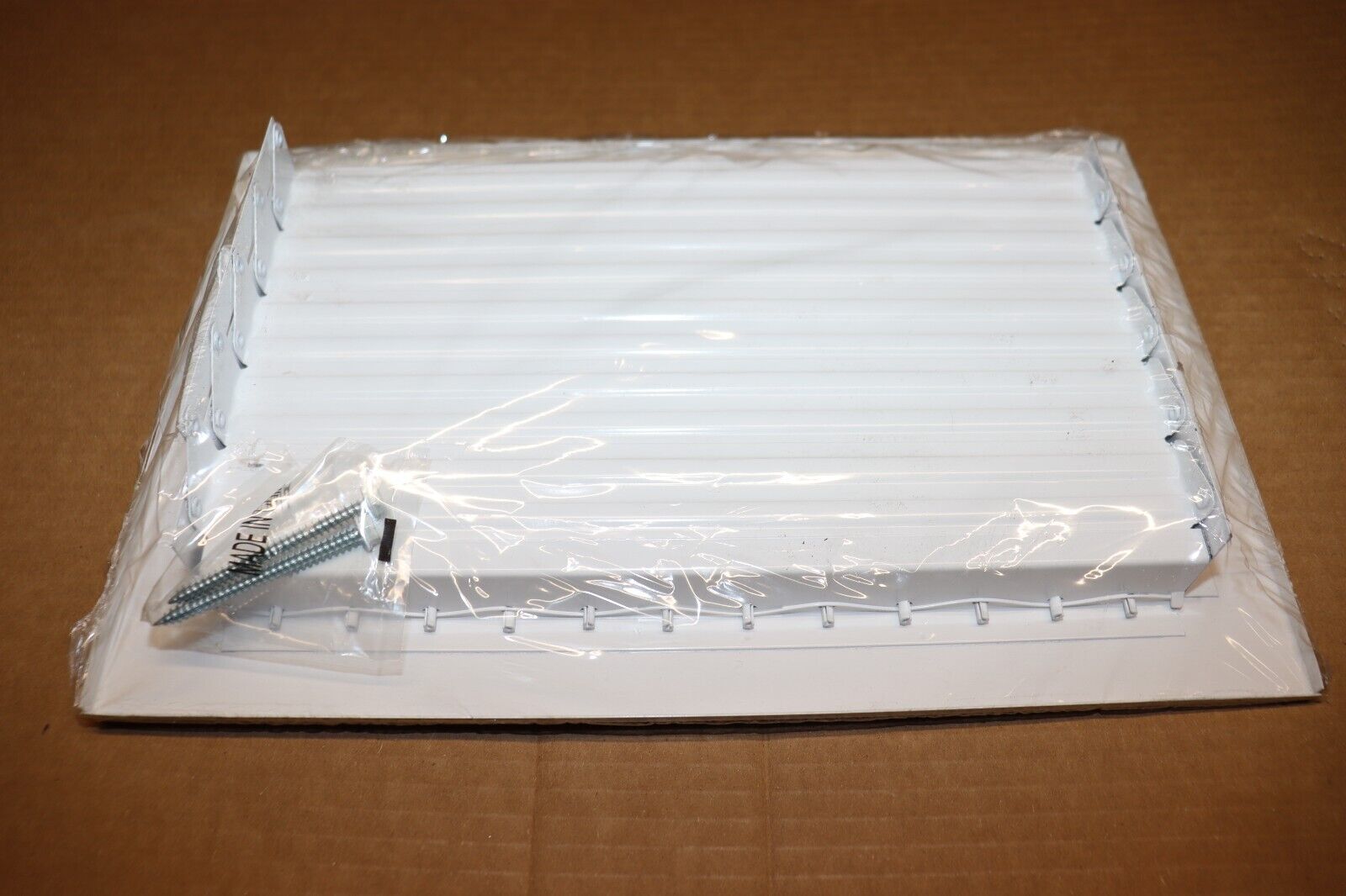 Lima 10" x 6" Steel Supply Register Single Deflection Vertical Blades, White