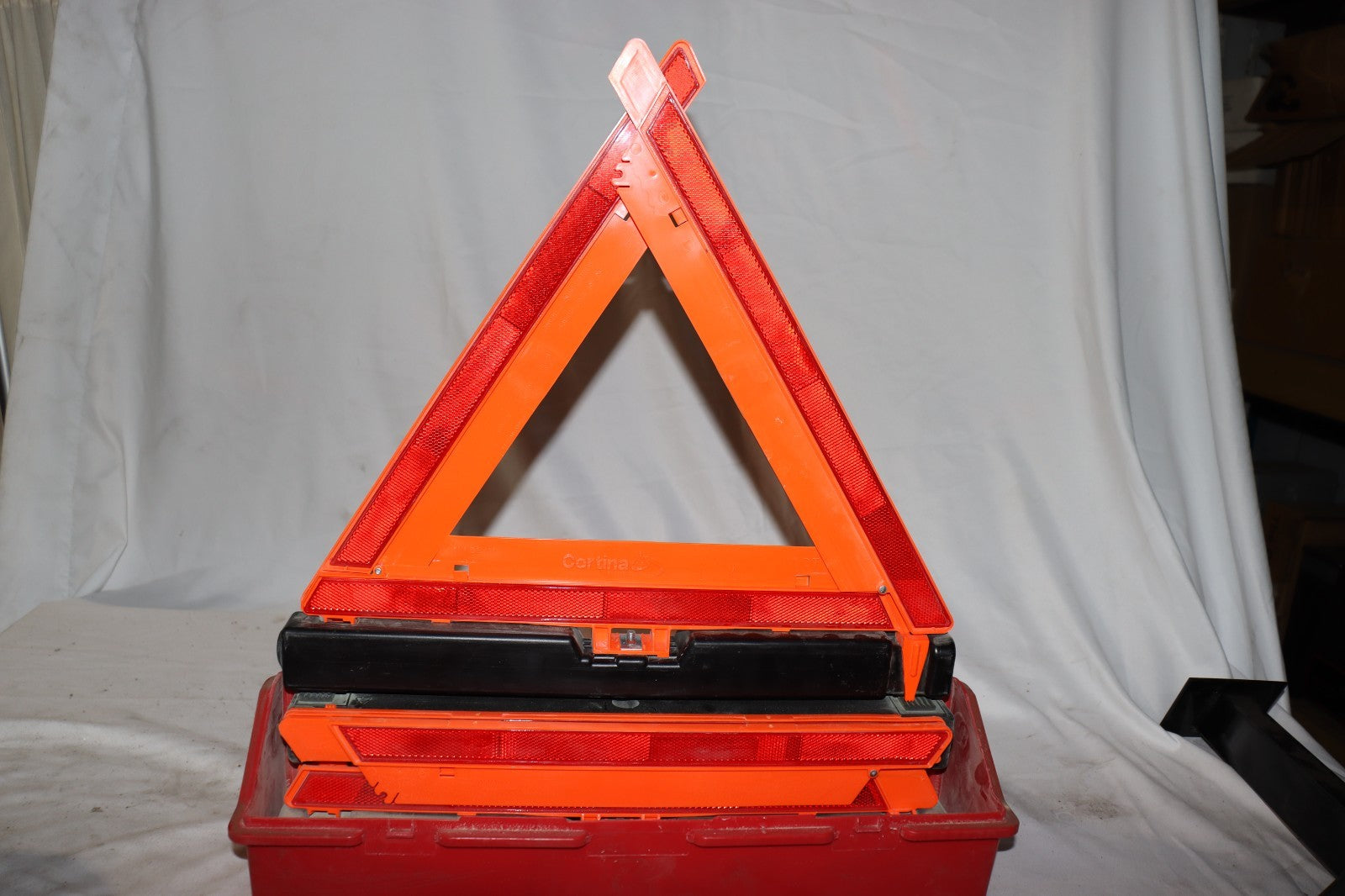 Cortina Emergency Warning Triangle Kit Flare 219, 95-03-009, 1EKU3