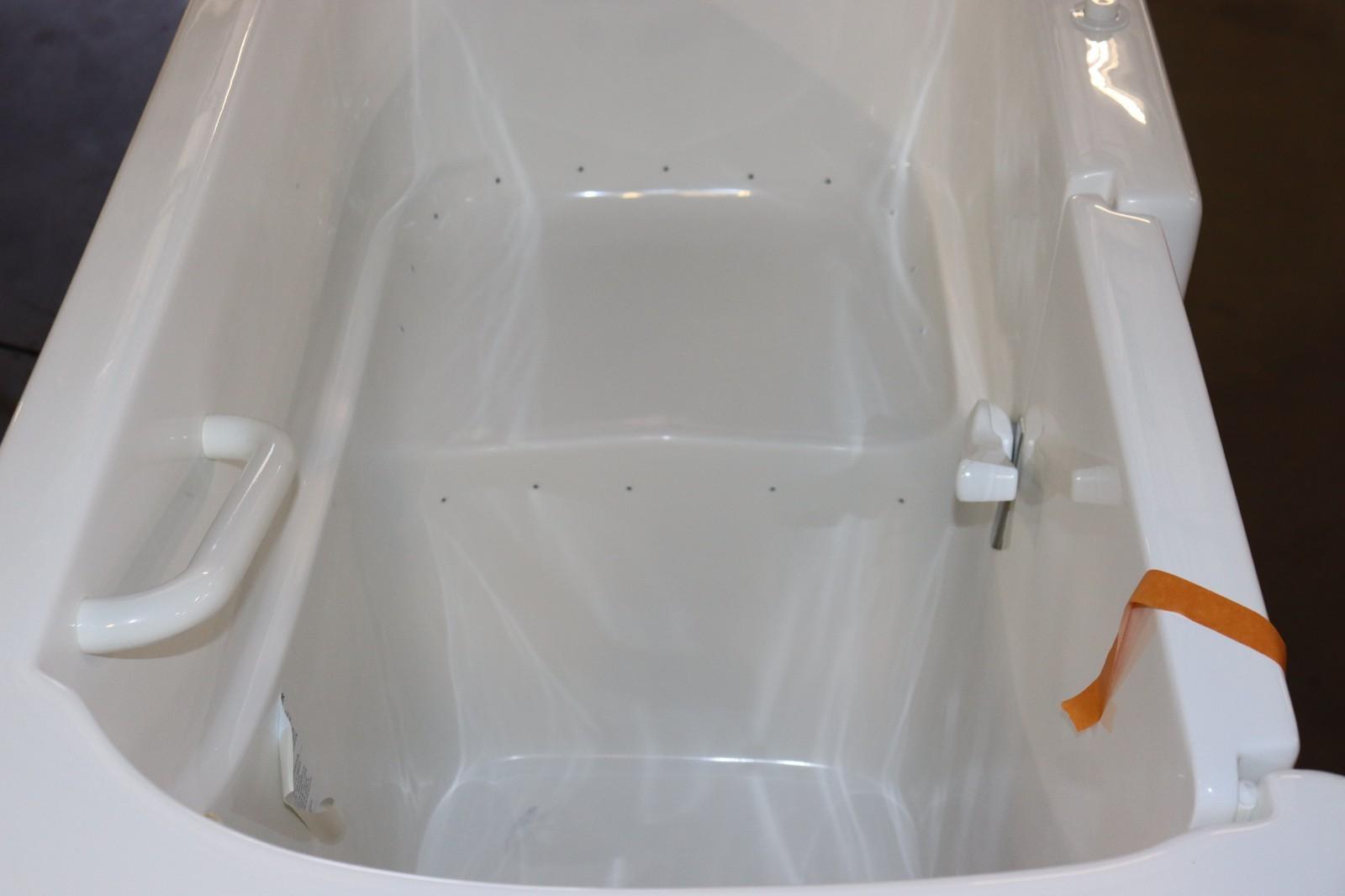 American Standard 60" Alcove Fiberglass Air Walk in Tub w/ Left Drain, White