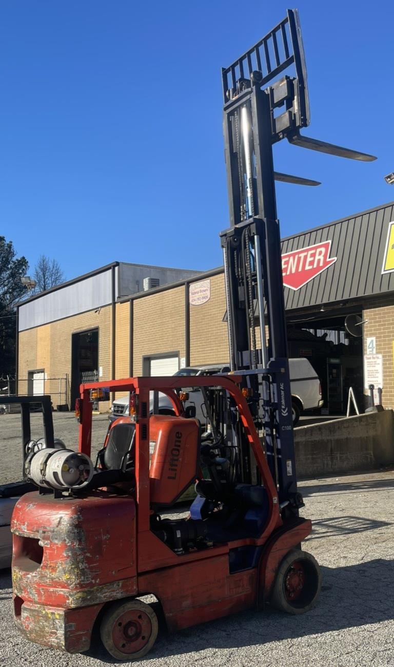 Kalmar AC C100BX, 3700 Hours, 10,000 LB Forklift, w/ side Shift, 3 Stage, LP