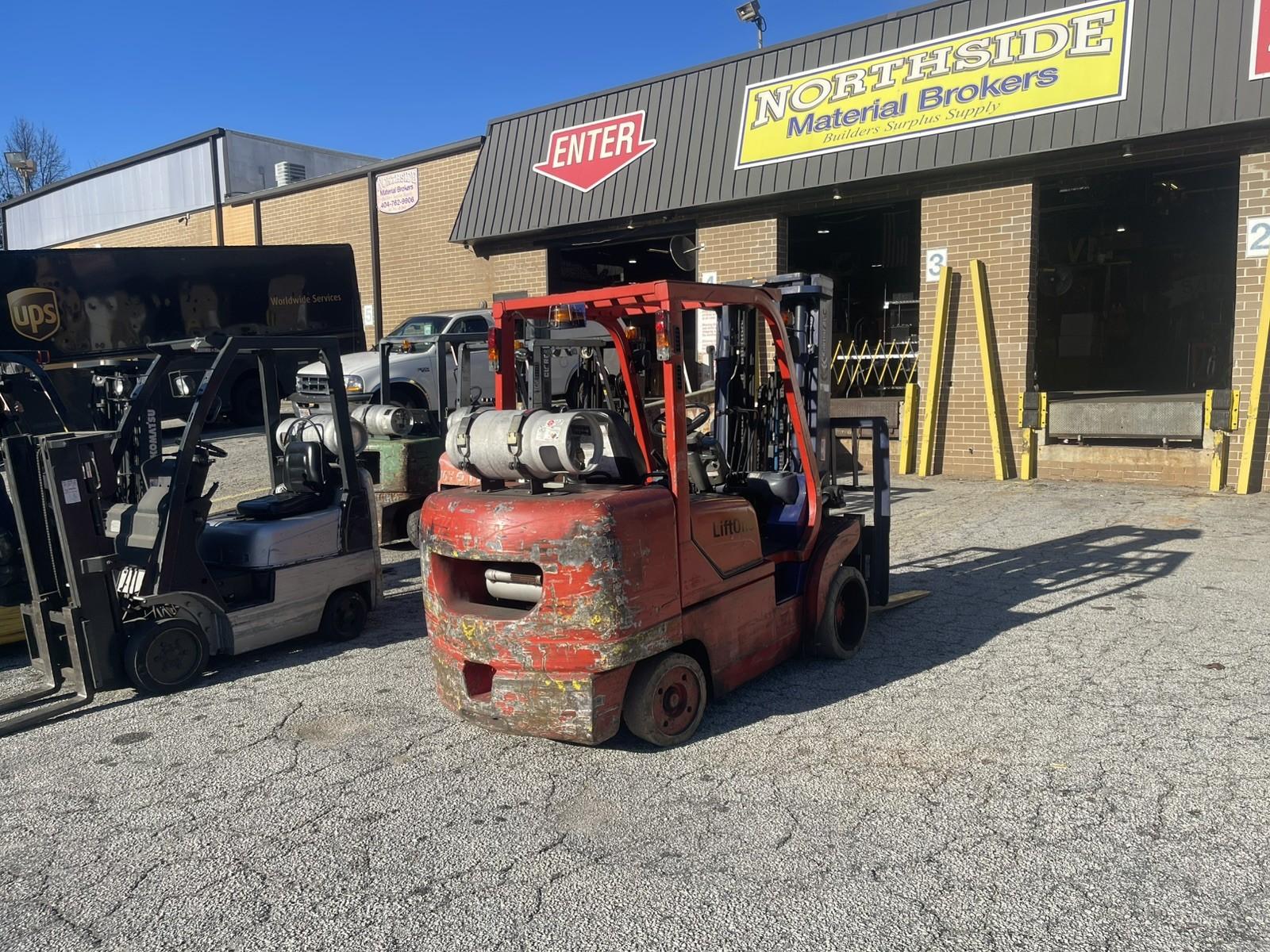 Kalmar AC C100BX, 3700 Hours, 10,000 LB Forklift, w/ side Shift, 3 Stage, LP