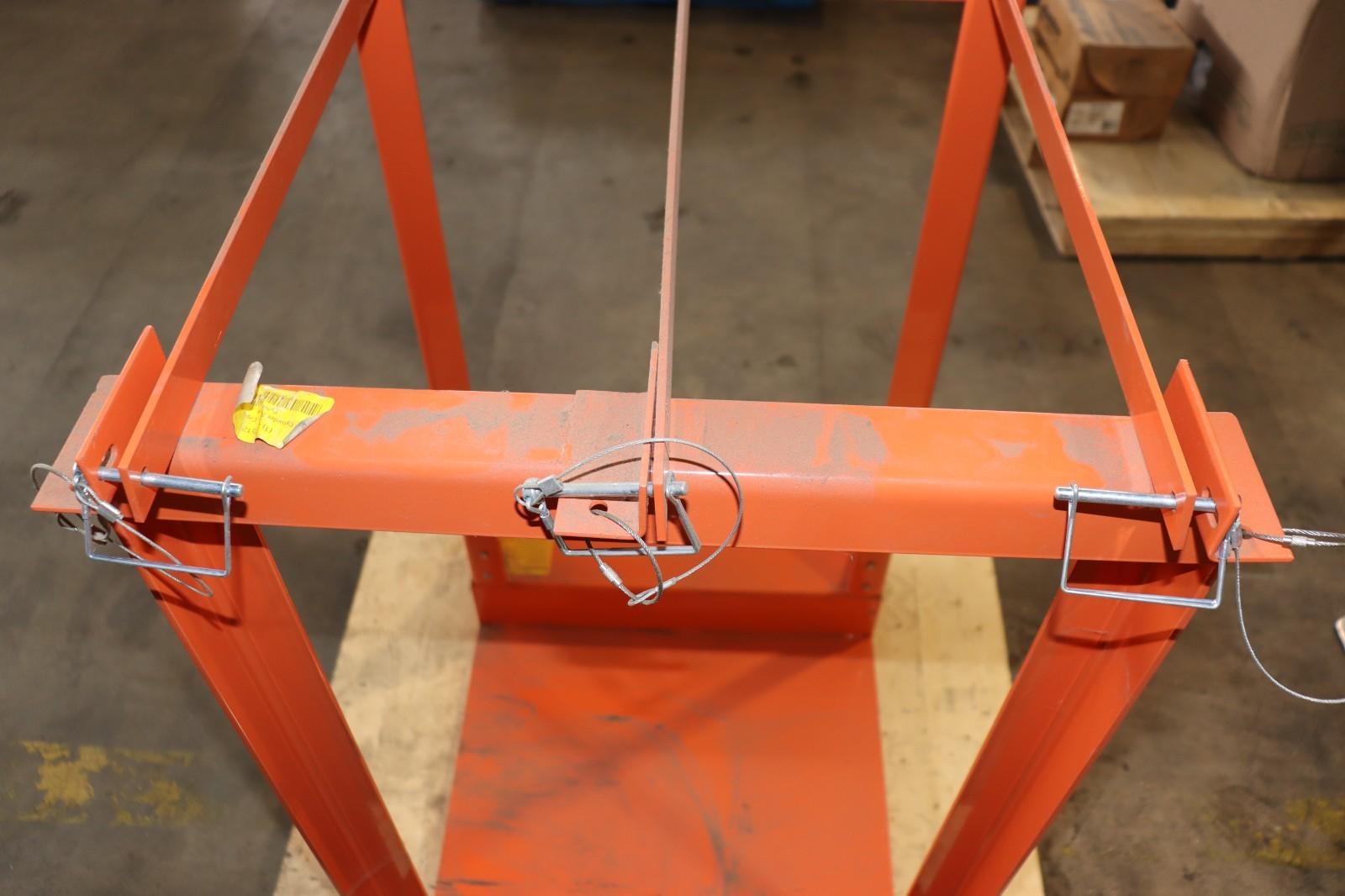 Forklift 9" Capacity Cylinder Caddy Holds 4 Cylinders 1500lb Capacity, 39J512,