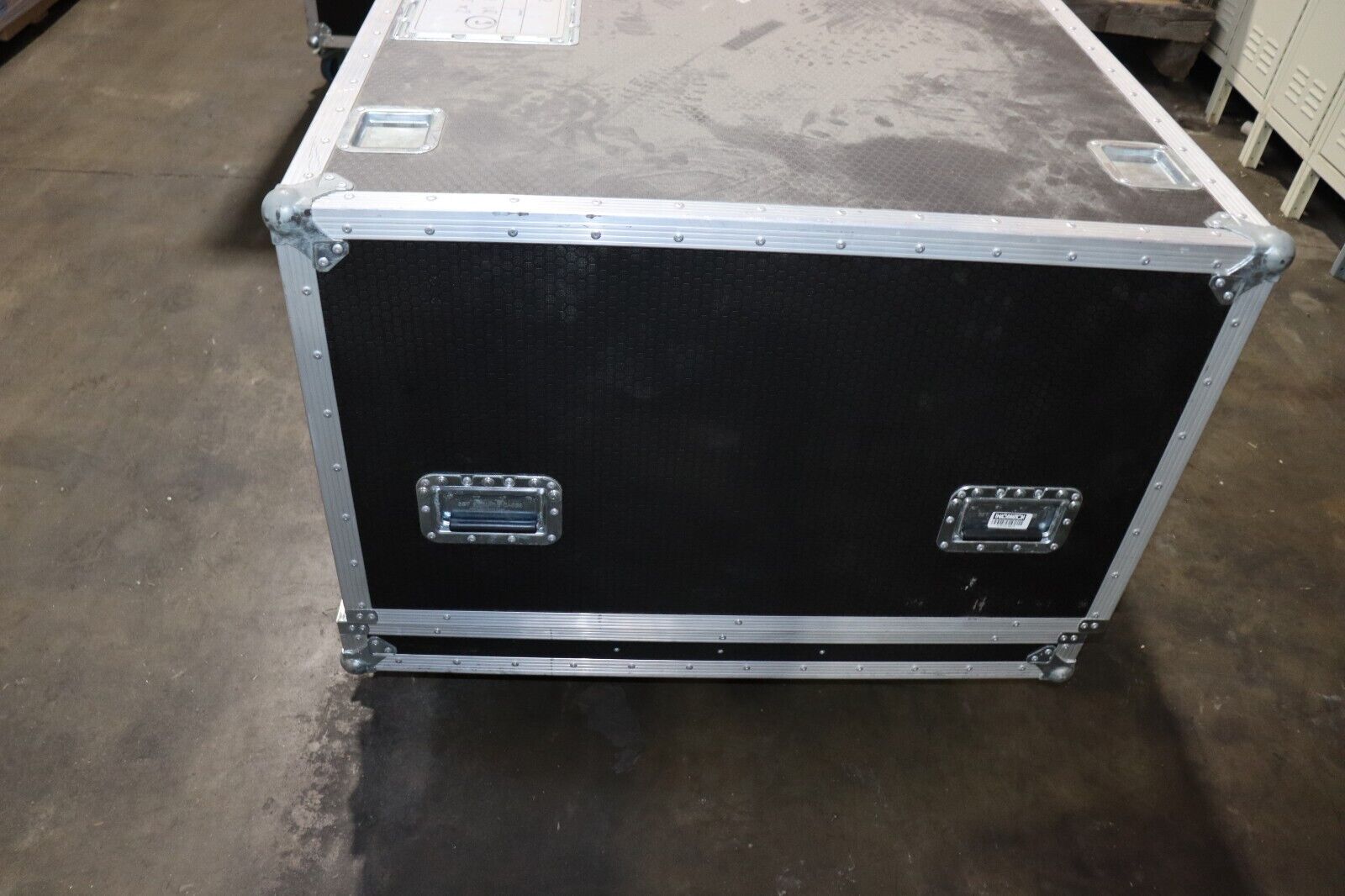 Road Case 38"x47"x33" Set Square Staging Travel Case, w/ Casters, Black