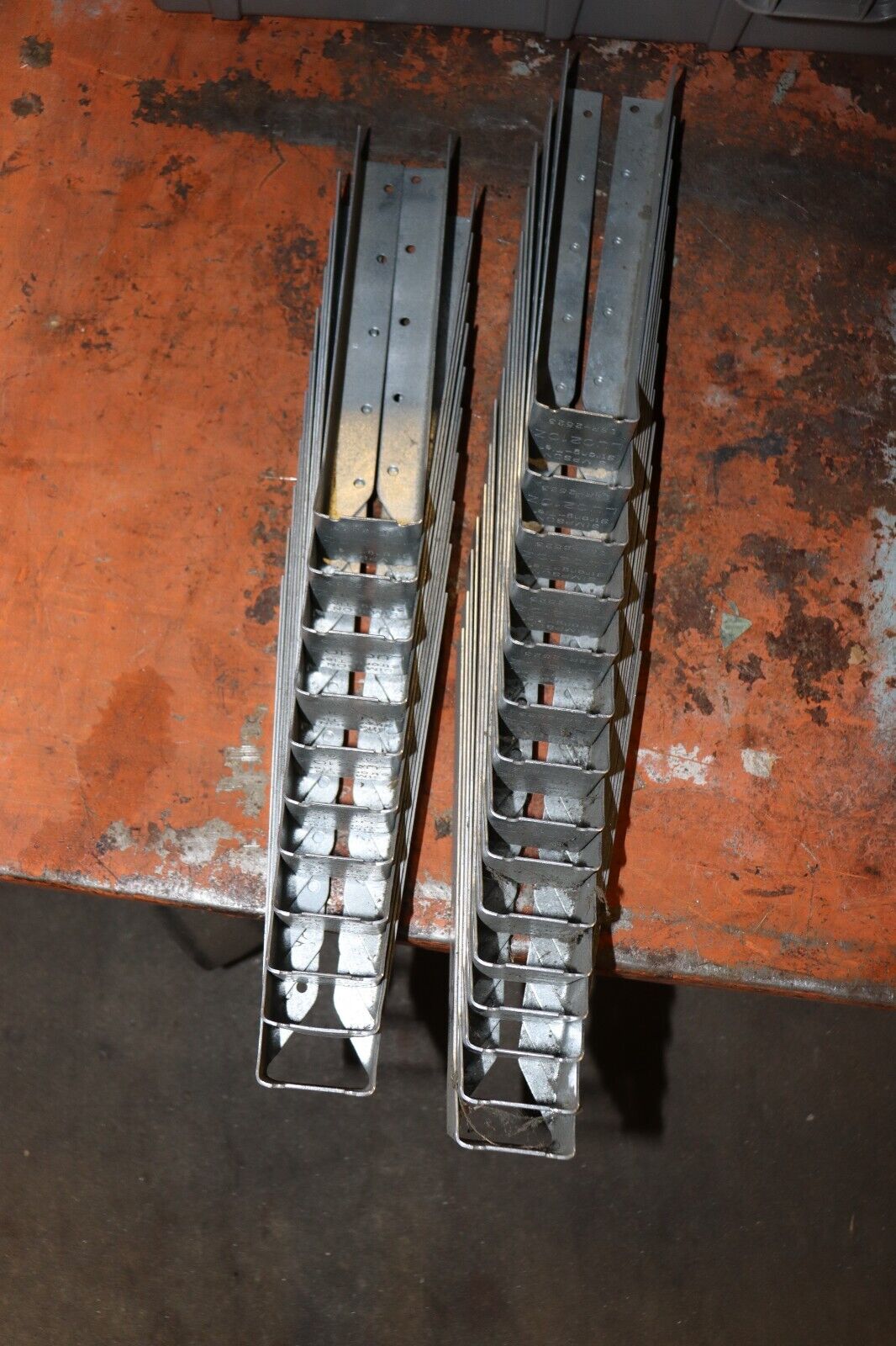 25 Pack - Simpson Strong-Tie LUC210Z 2 x 10 Concealed Face Mount Hanger ZMAX