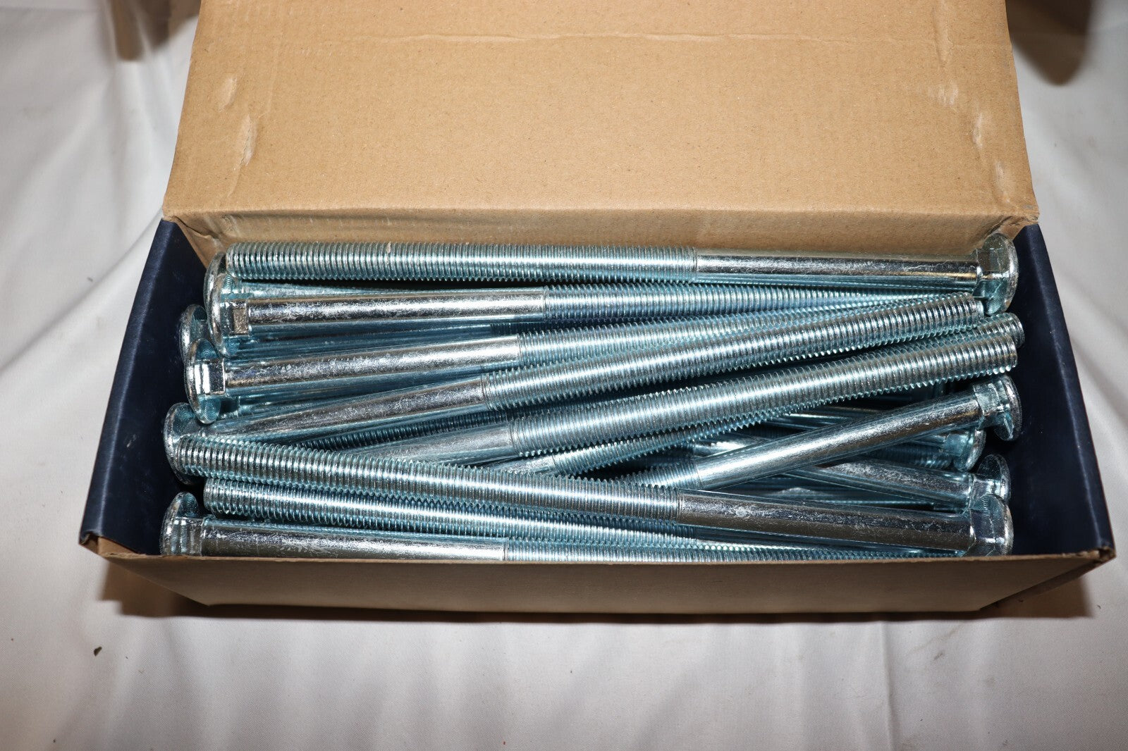 Midwest Fasteners Carriage Bolts 1/2"-13 x 10" Zinc 25 Pack 01156, New