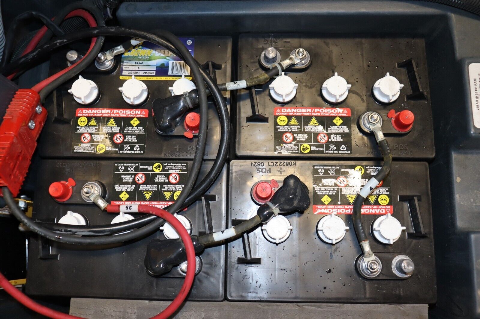 Nilfisk Advance Adphibian Floor Scrubber 56317000, 217 Hours, Clean