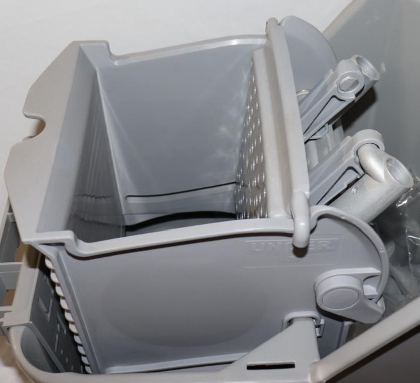 Unger Side-Press Restroom Mop Dual Bucket Combo – 4 Gallon, Plastic, HEAD ONLY