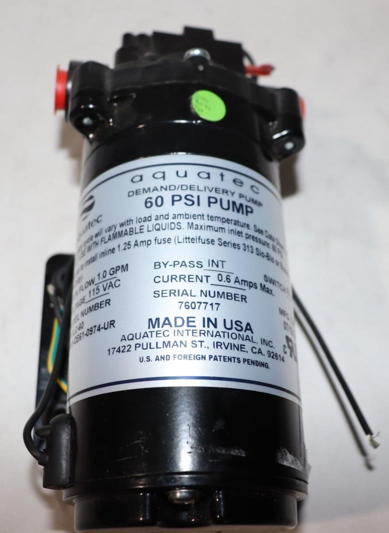 Aquatec 58-FLC-60-5880-QE61 1.7 GPM 60 PSI 3/8 inch 115V Delivery/Demand Pump