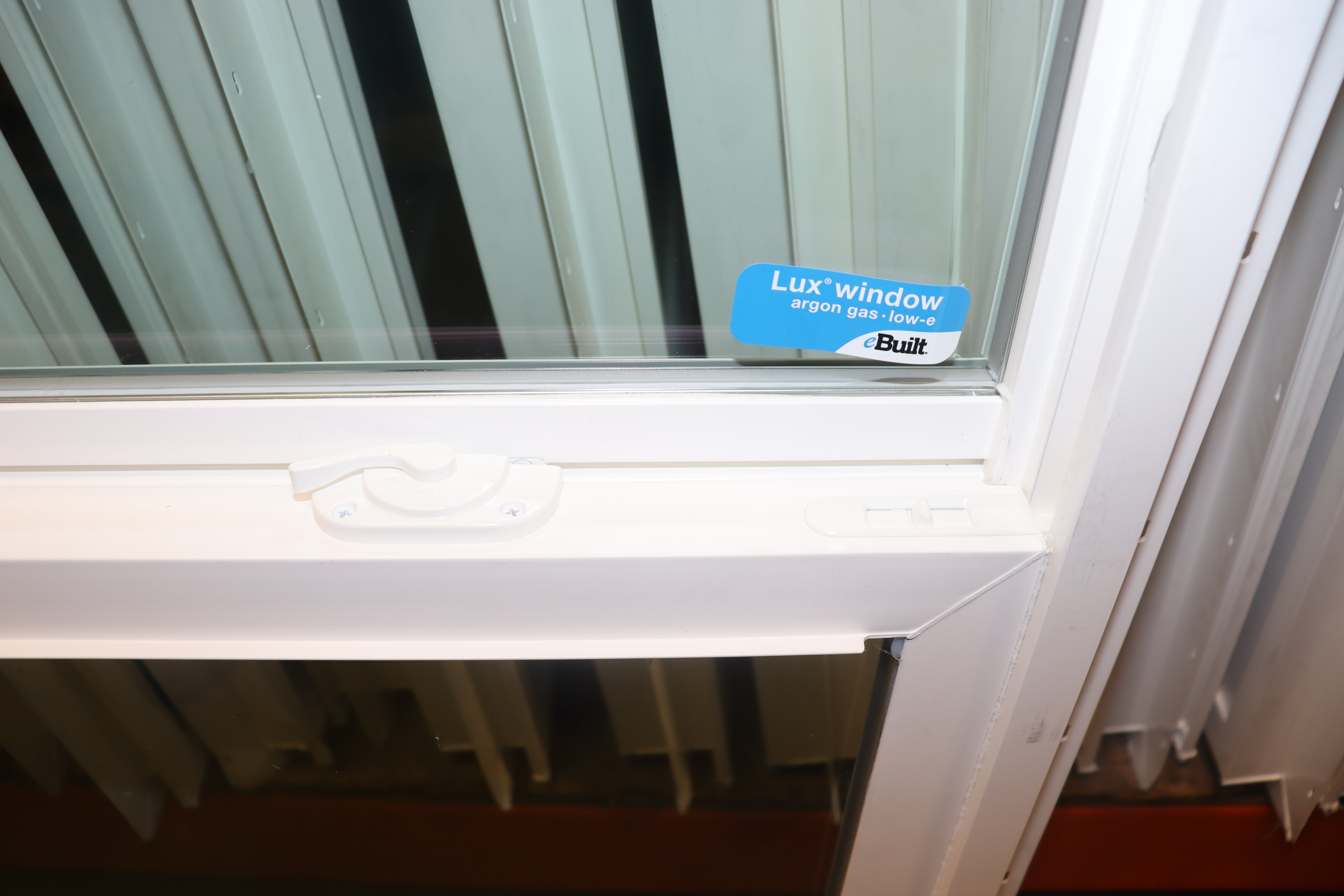 LUX 700 Series, White Vinyl Window, 1/1, E366 low-E Argon, 36" x 48" with Screen