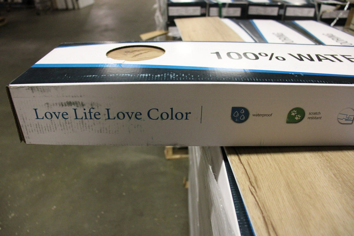 Essential Oak - SPC Premium LVP Flooring 5.5 mm / 22 mil Wear Layer 19.02 SQ FT / BOX, $1.89 / SQ FT - Northside Material Brokers
