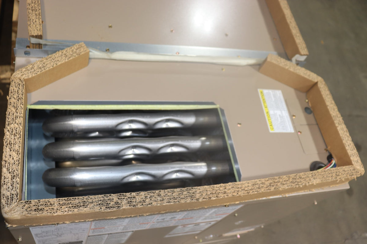 Magic-Pak HWC8N6012P30A1 Packaging Vertical Unit 60K Heat / 30K Cooling - Northside Material Brokers
