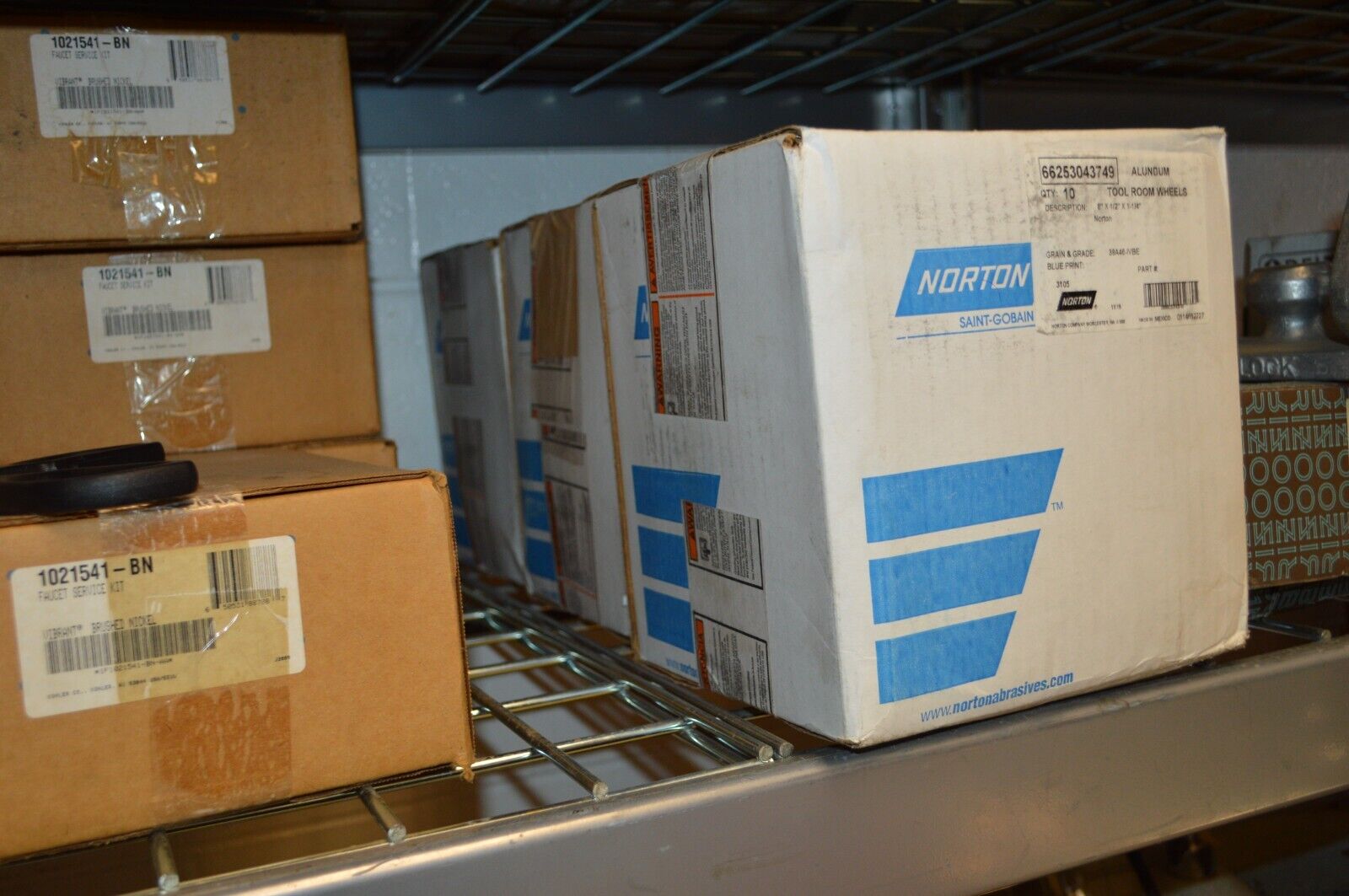 Norton 8 X 1/2 X 1-1/4 In. 38A Toolroom Wheel Typ 01, Qty 10 in a box, 662530439 - Northside Material Brokers