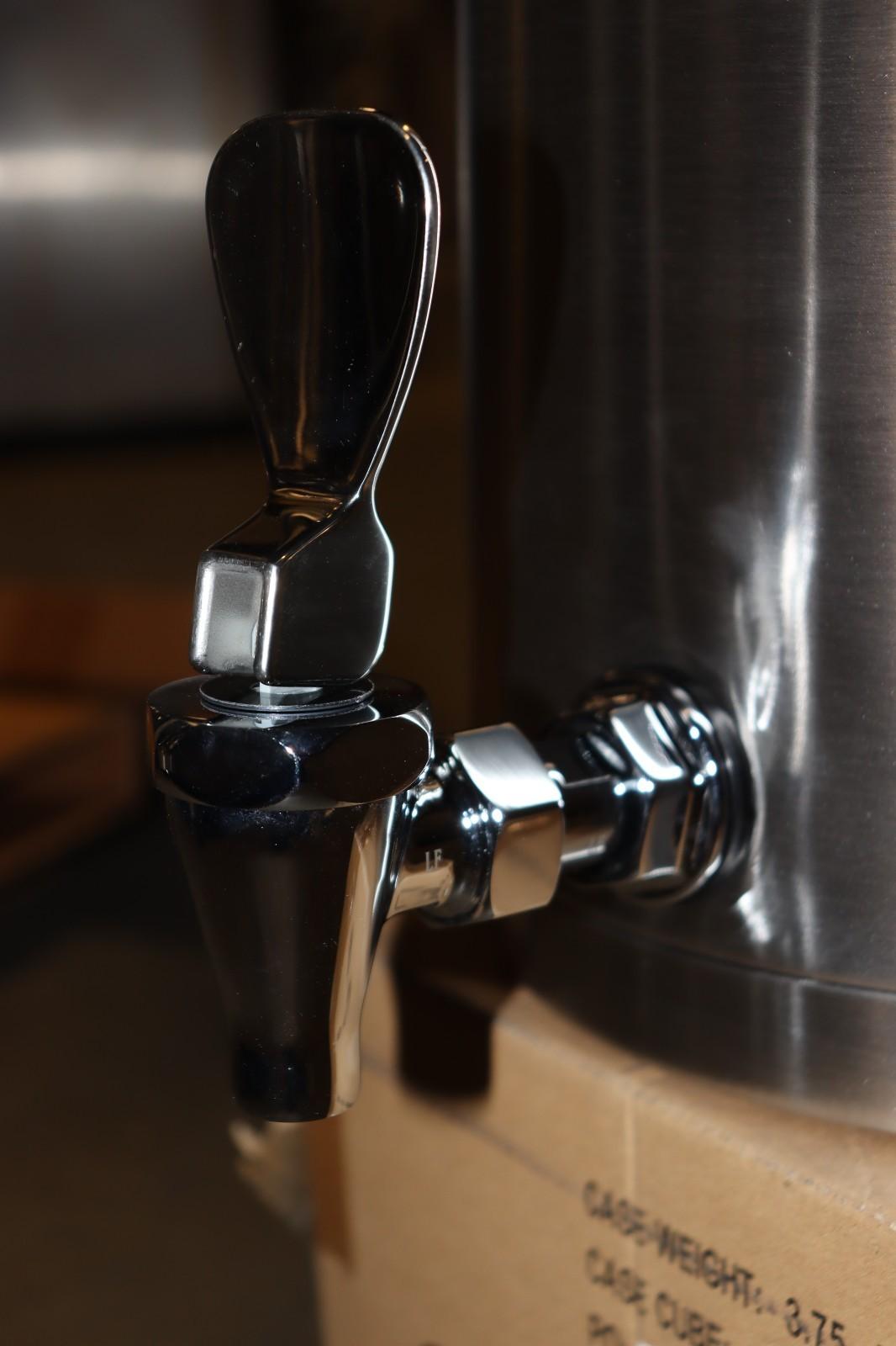 Service Ideas 1.5 Gal Low Volume Dispenser Thermal Coffee Urn, URN15VPSRG - Northside Material Brokers
