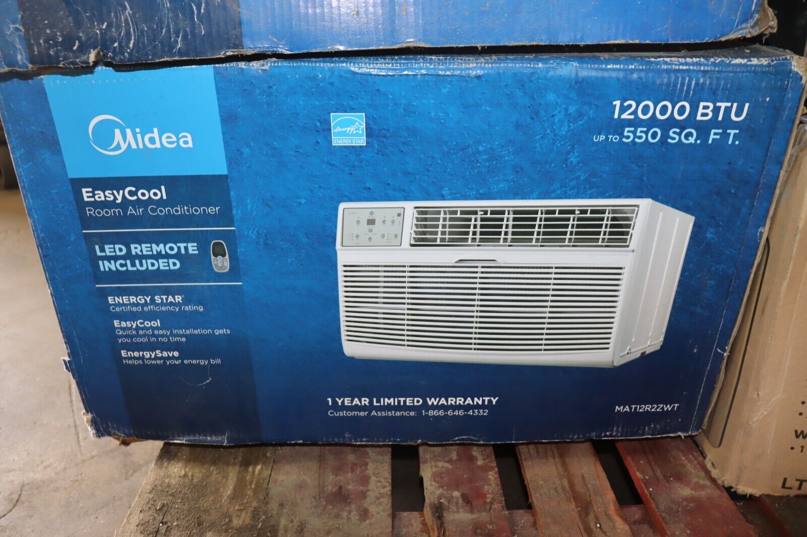 In Wall Air Conditioner 12000 BTU 230 Volt Midea MAT12R2ZWT