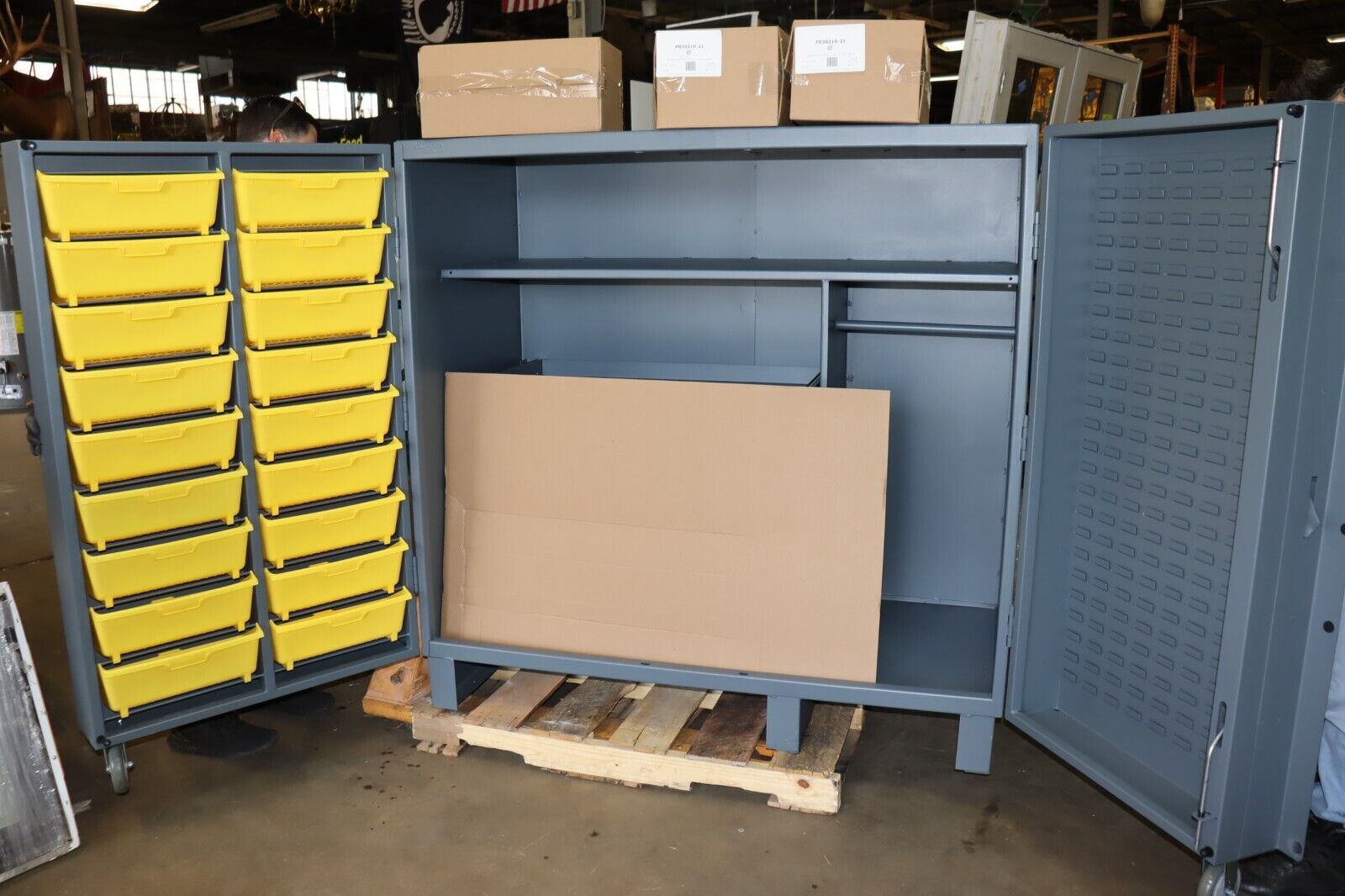 Storage Cabinet Heavy Duty with Bins Lockable Durham MFG 60 W x 36 D x 78 H HDC60-72DC18TB5B95