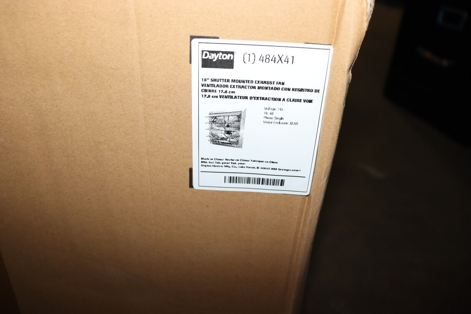 Exhaust Fan Wall Mount with Shutter Dayton 484X41 18 Inch 1/4 HP 115V AC