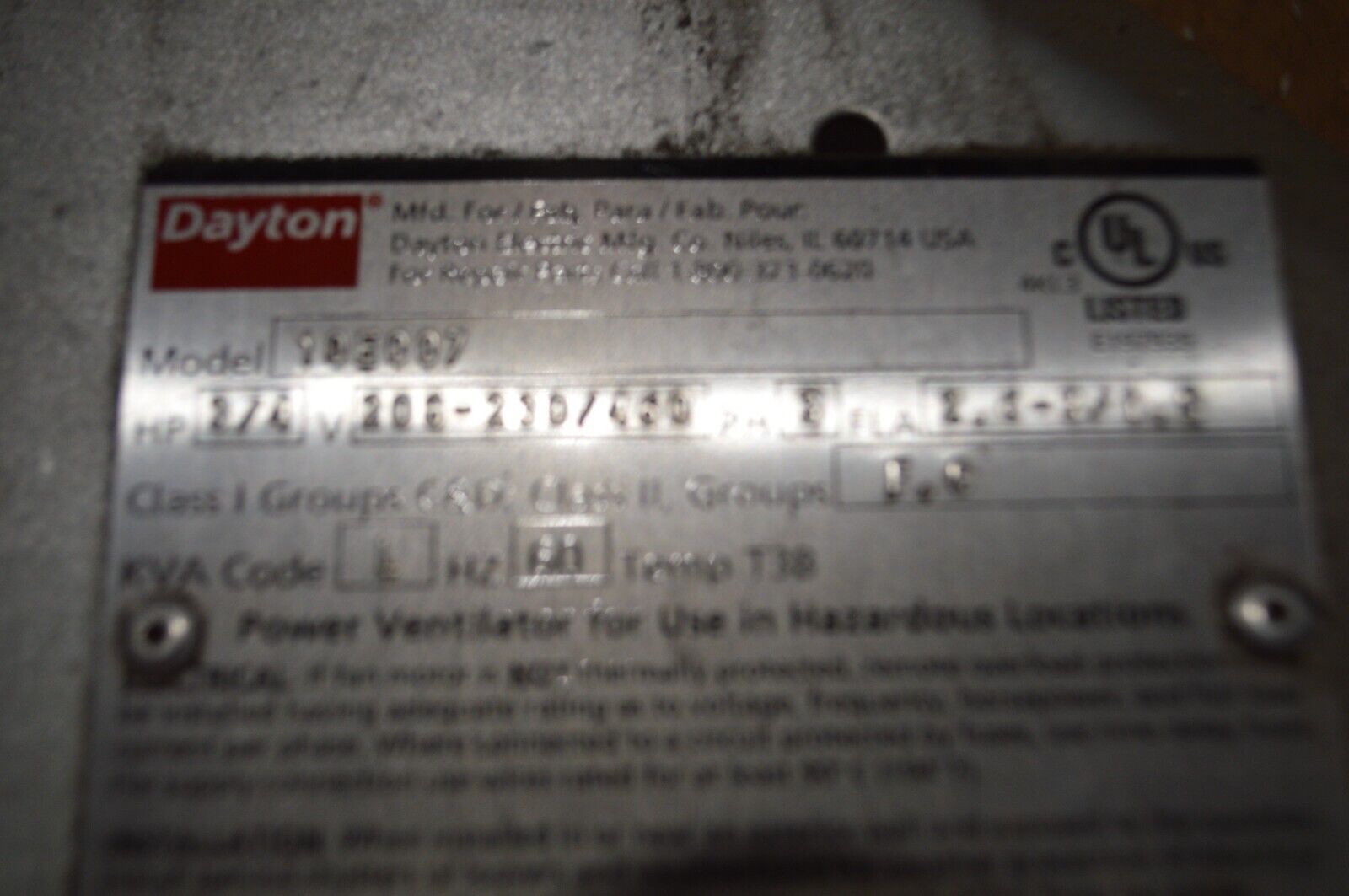 Dayton 10E007 Panel Exhaust Fan 3 Phase 208-230/460V AC 3 Blades
