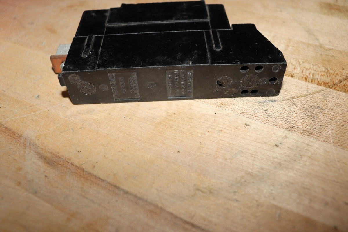 1 - Heinemann X0412 50 Amp 1 Pole 50A Circuit Breaker - Northside Material Brokers