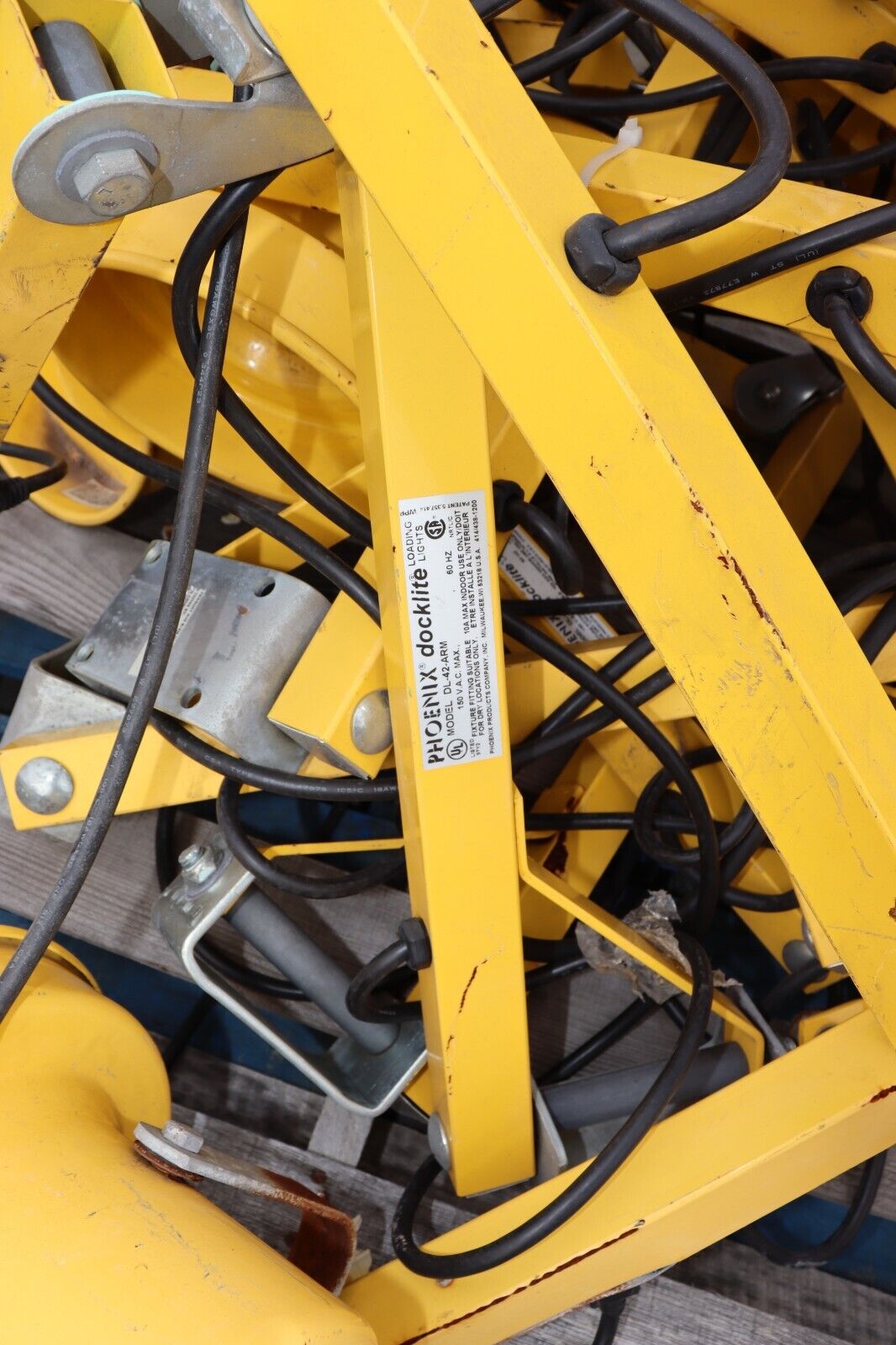 1 Used Phoenix Docklite DL-42-ARM Swing Arm for Loading Light with Bulb Socket - Northside Material Brokers