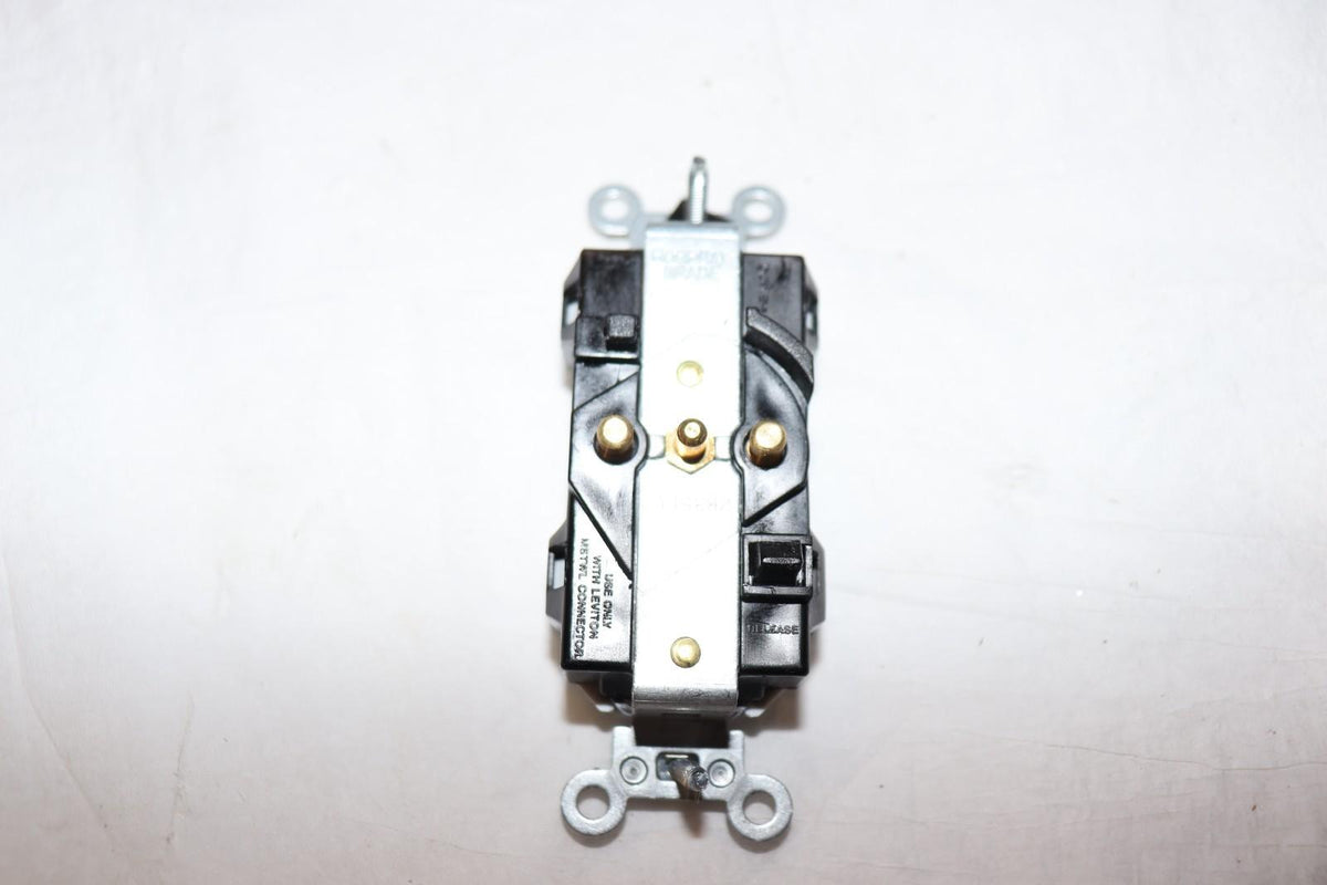 10 Pack - Leviton M8300-HW 20 Amp, 125 Volt, Lev-Lock, Narrow Body Duplex Receptacle White - Northside Material Brokers