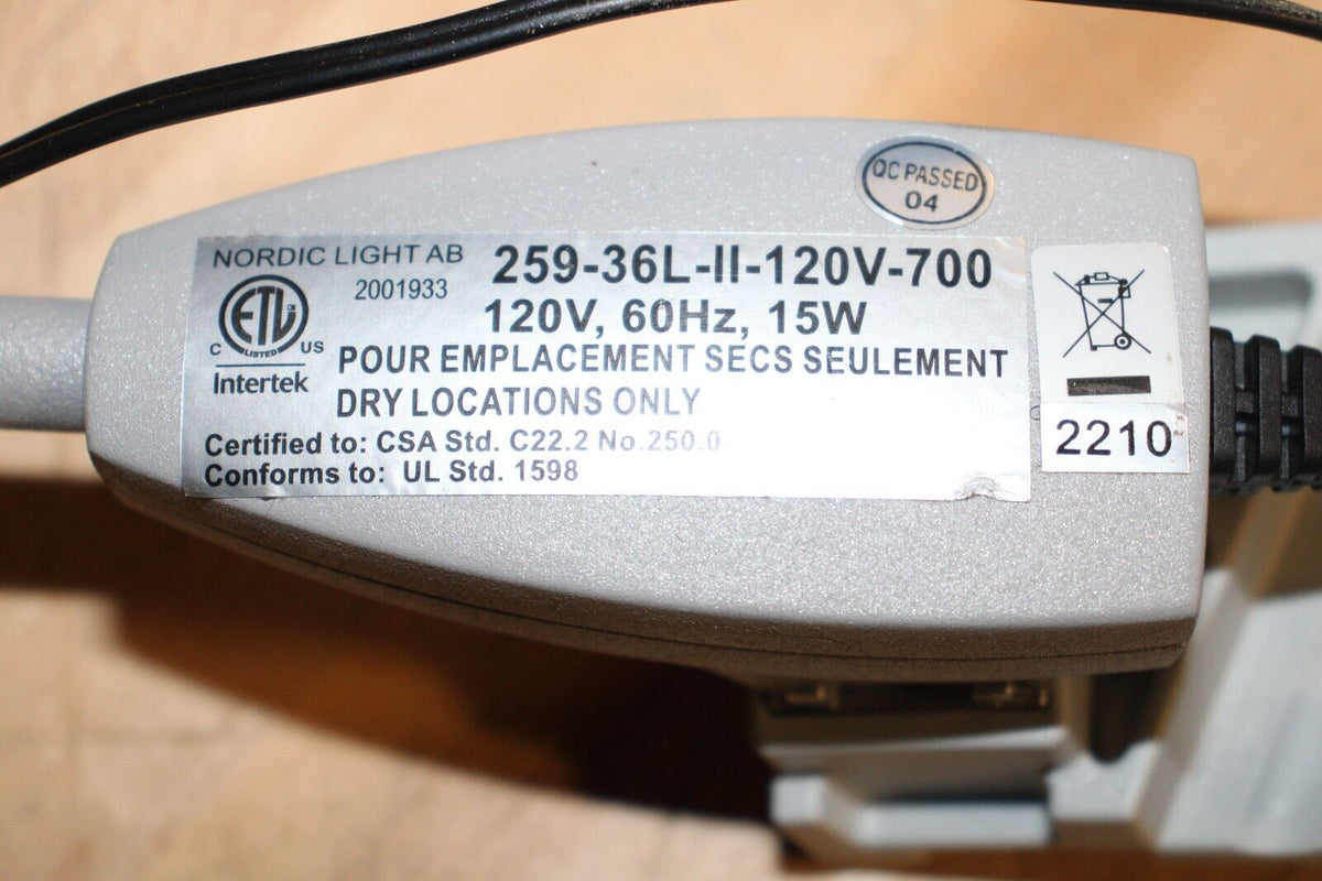 15 Watt LED Spotlight, Convention Exhibit Light, Type AB Expolinc - Northside Material Brokers