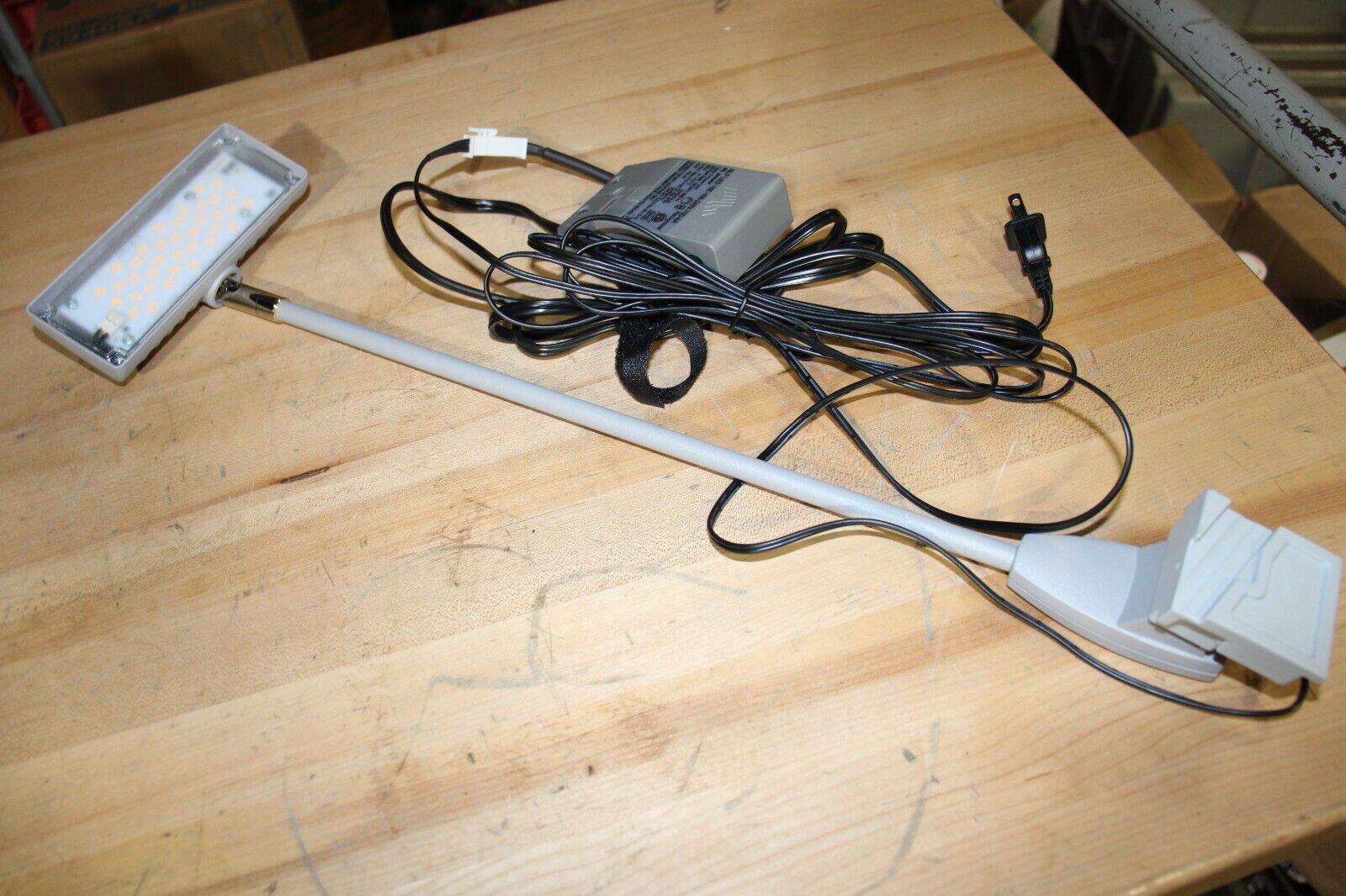15 Watt LED Spotlight, Convention Exhibit Light, Type AB Expolinc - Northside Material Brokers