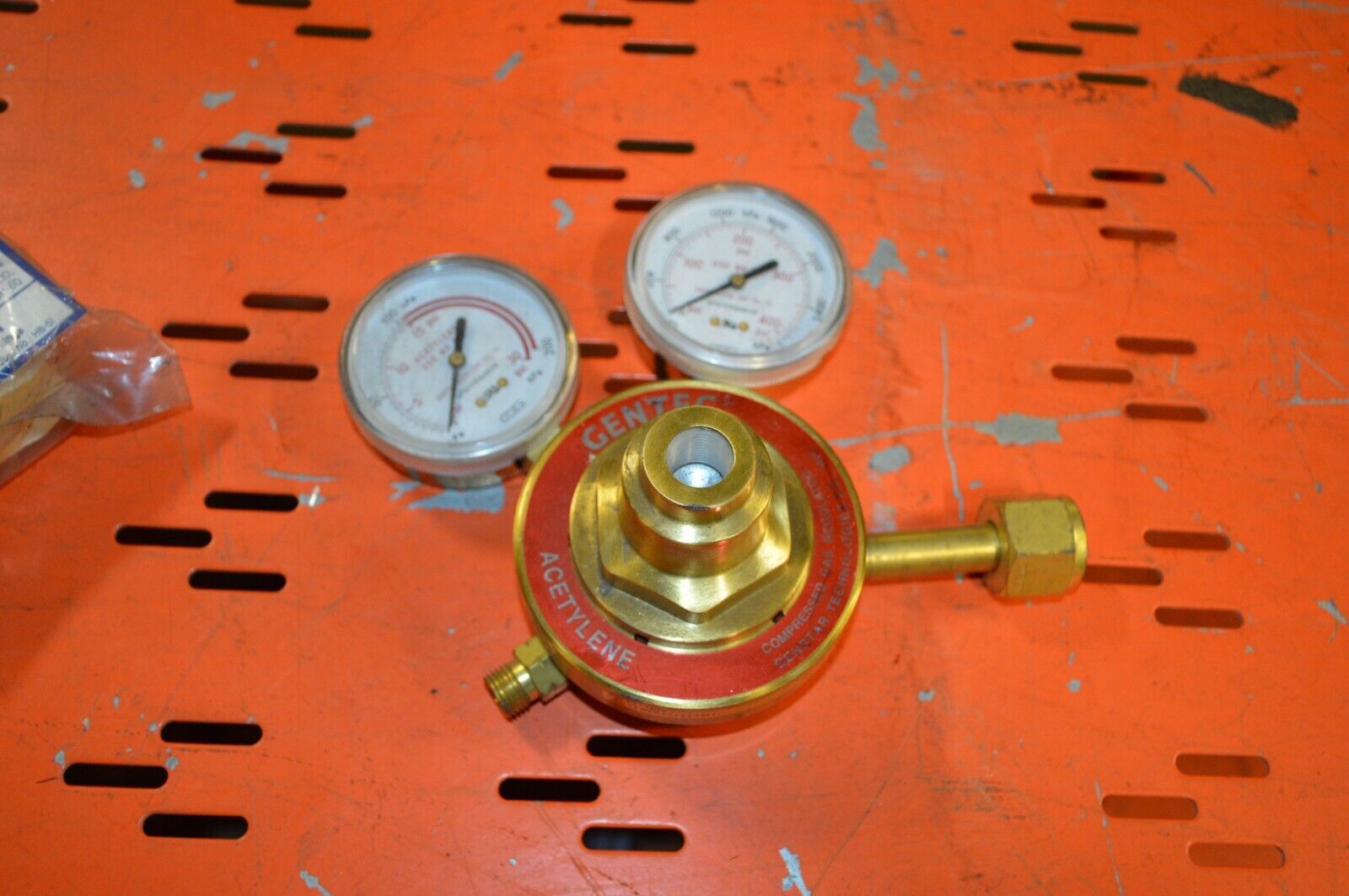 Gentec 153 Series - Single Stage Regulators, Acetylene