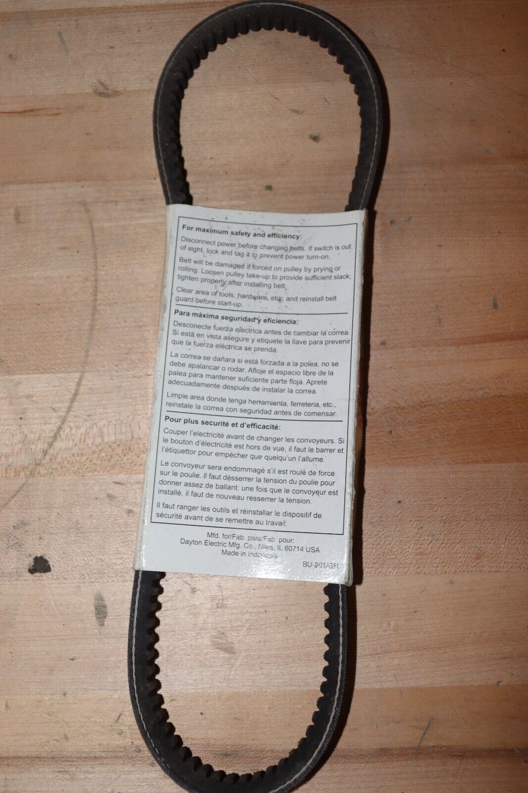 DAYTON Cogged V-Belt: 31 in Outside Lg, 1/2 in Top Wd, 5/16 in Thick, 3GWU3