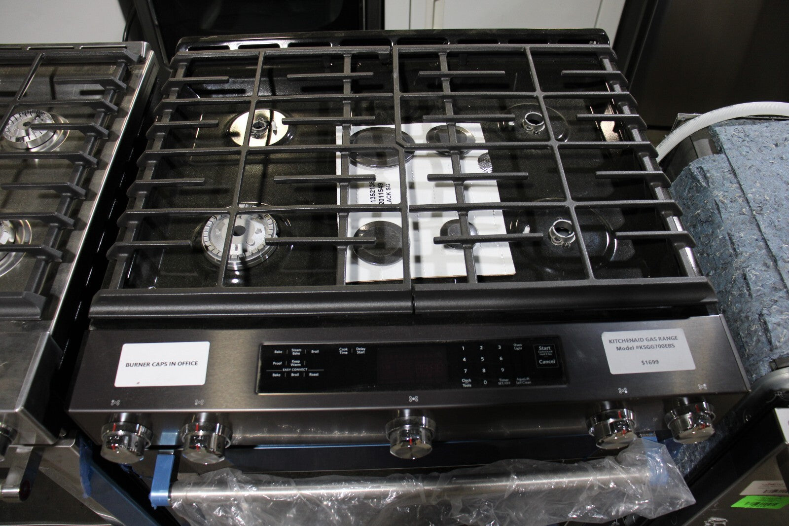 KITCHENAID 30 INCH GAS CONVECTION RANGEBLACK STAINLESS STEEL KSGG700EBS6
