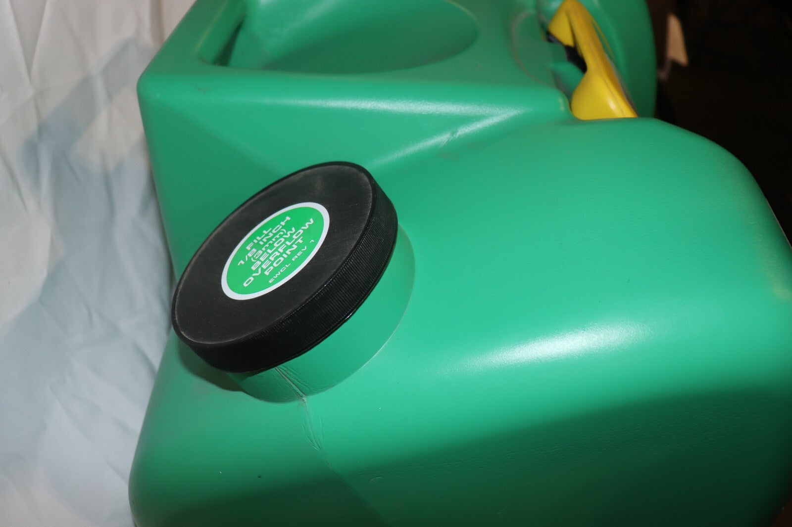 Guardian 16 Gallon G1540 Mobile Eyewash Station, Used, Clean