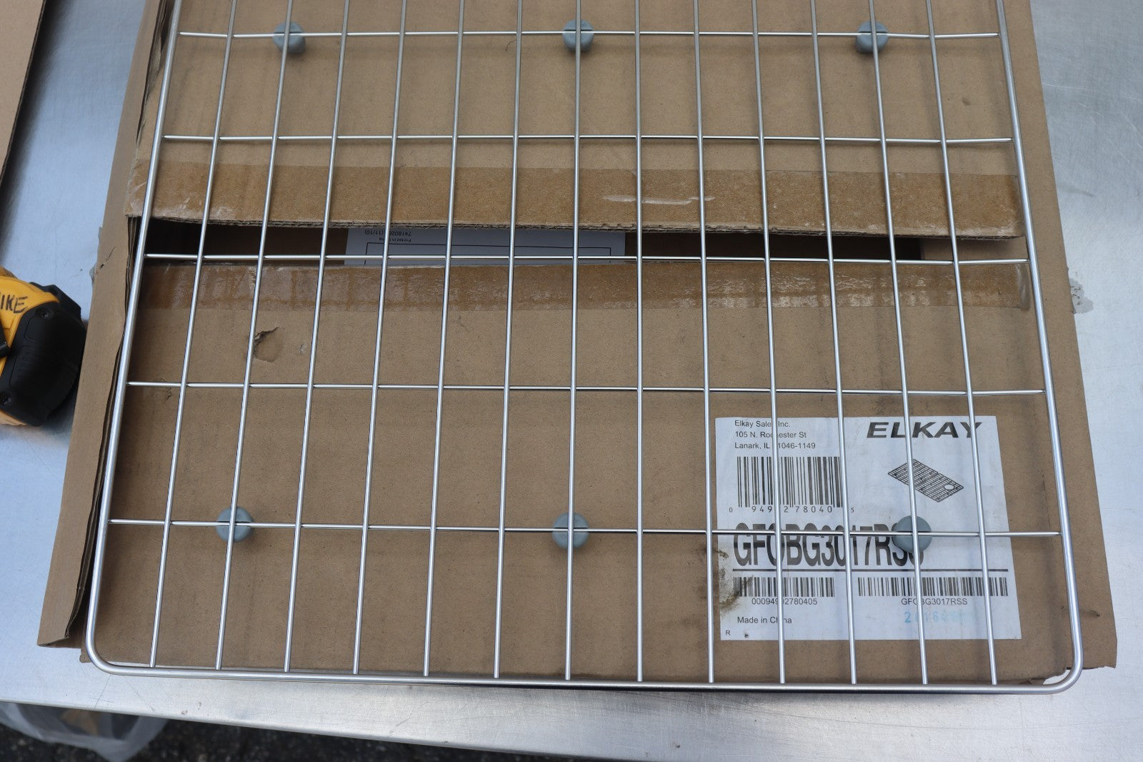 Elkay GFOBG3017RSS Crosstown® 16 x 28-1/2 in. Grid in Stainless Steel