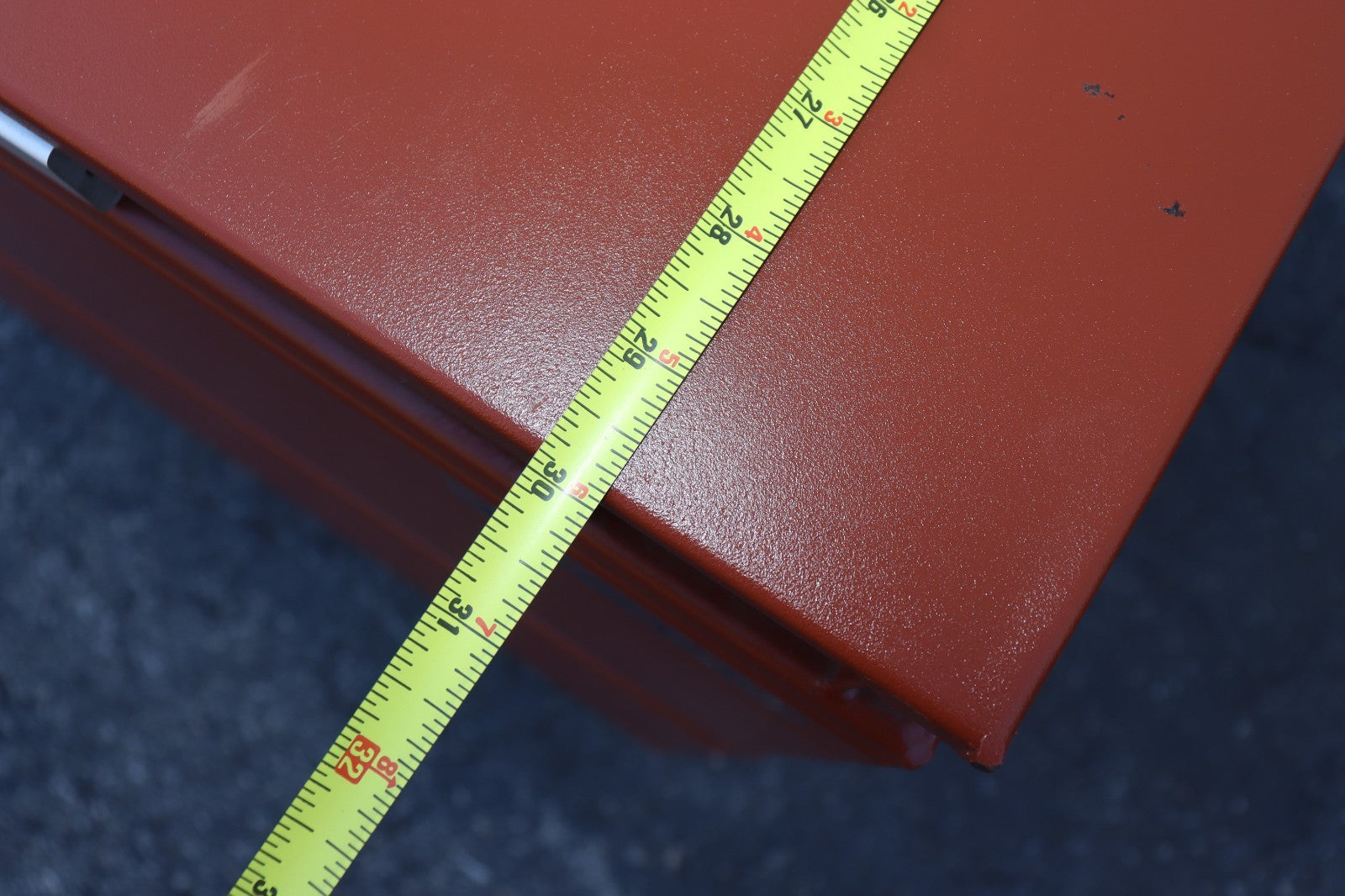 Cresent Jobox 1-656990 30"W x 48"L x 36"H, New, Scratch and Dent