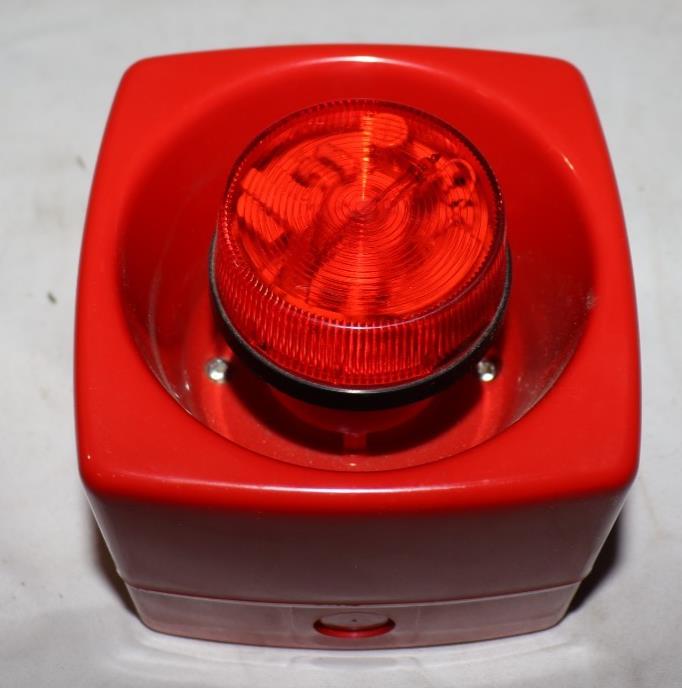 Klaxon 18-980369 Syrex 5 XN 32 Tone, w/ Light, 24VDC, Used
