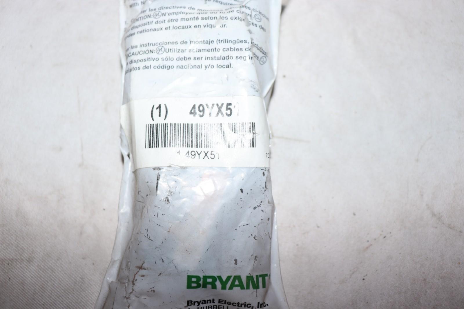 Bryant L5-20 20A 125V Locking Receptacle 71520FR, 20 A, 250V AC, Black, 3 Poles