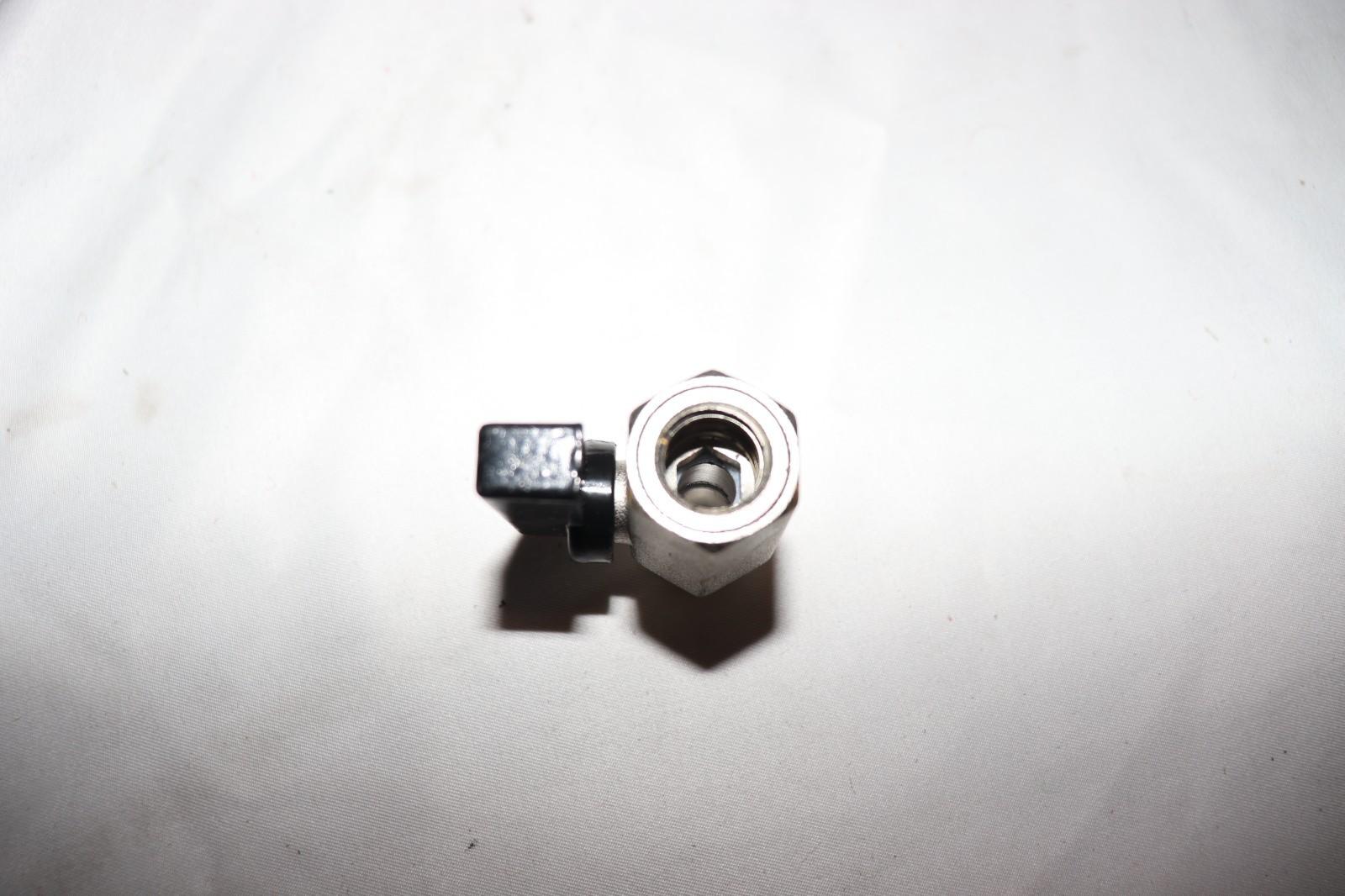 46931 Economy Mini Ball Valve, 1/4 in Nom., MNPT x FNPT, 450 psi (2 Pack)