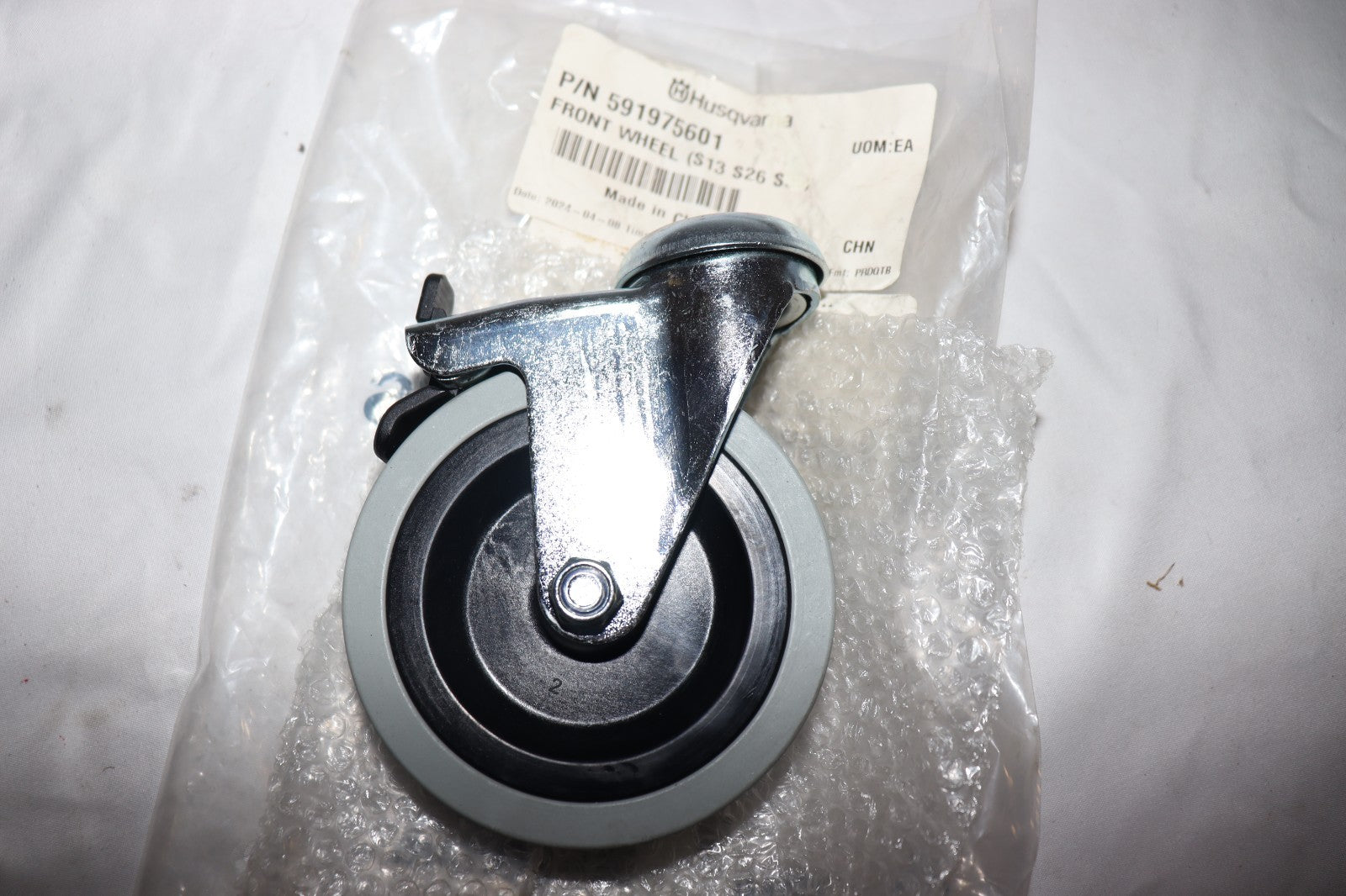 Husqvarna Pullman S Series Vacuum Front Caster Wheel 591975601