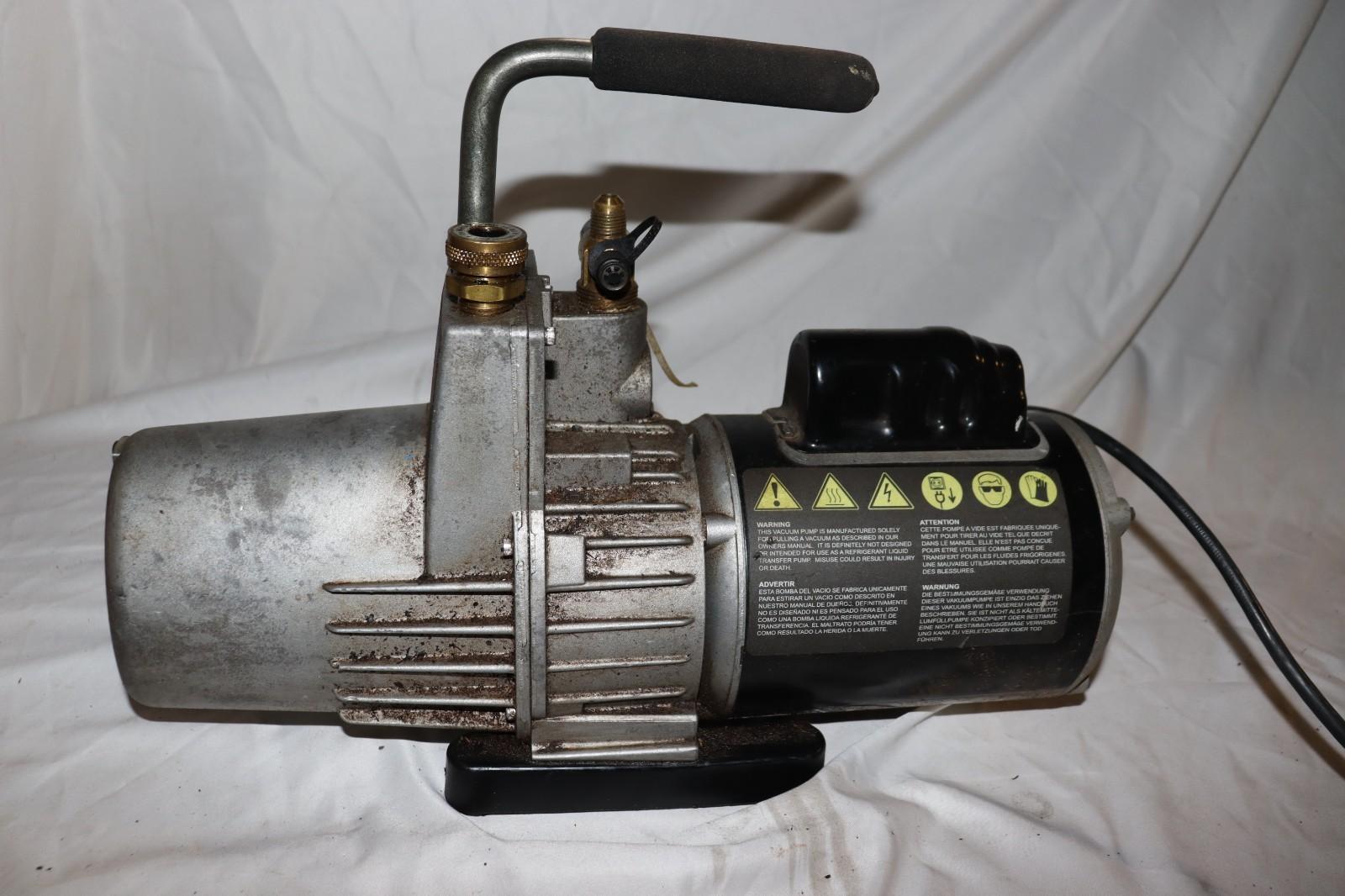 Yellow Jacket 93600 7 CFM Vacuum Pump Bullet X 115VAC 1PH 7 CFM 2 Stage, USED