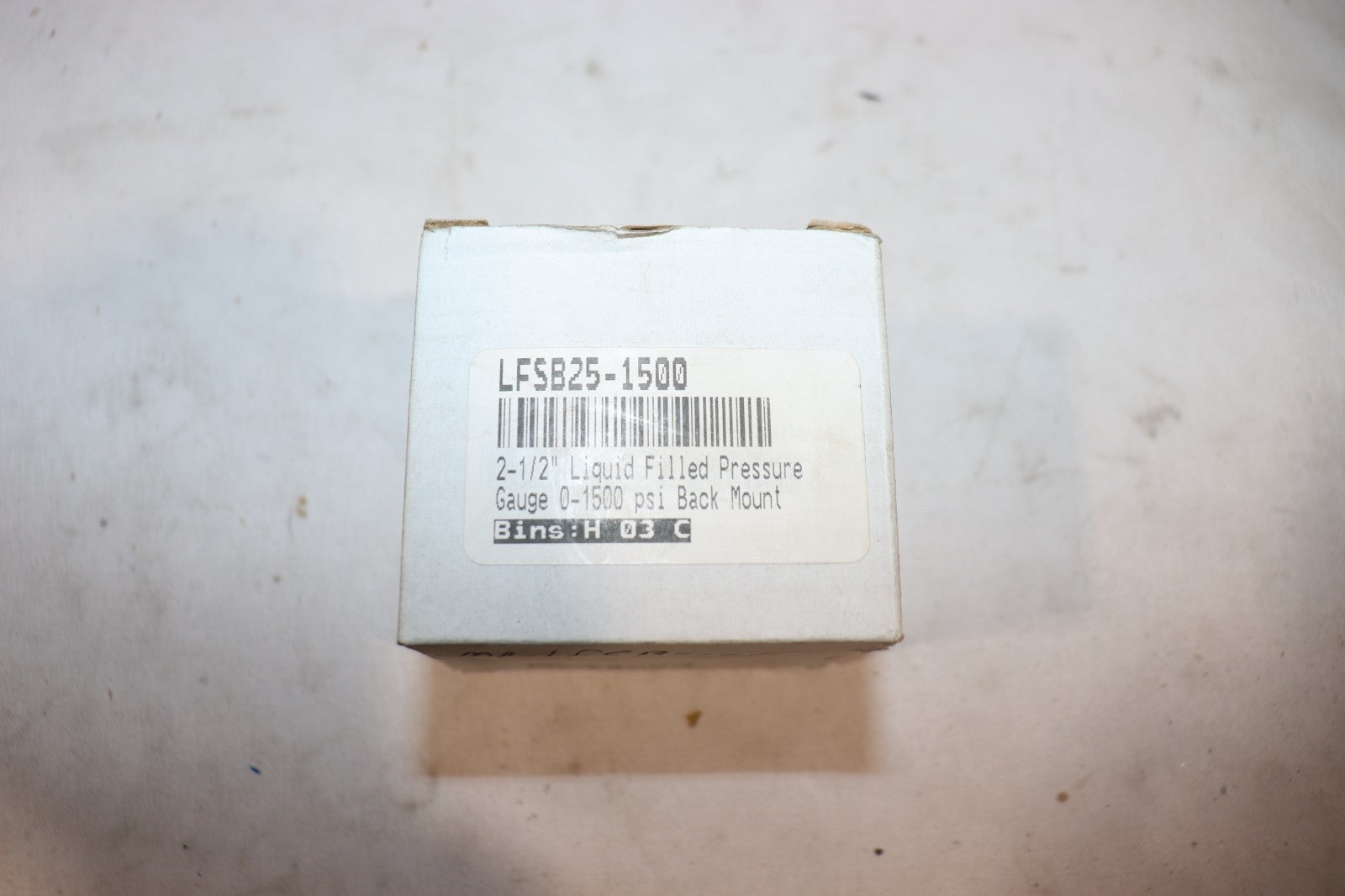 2.5" LIQUID FILLED PRESSURE GAUGE 0- 1500 PSI, STAINLESS STEEL CASE Back Mount