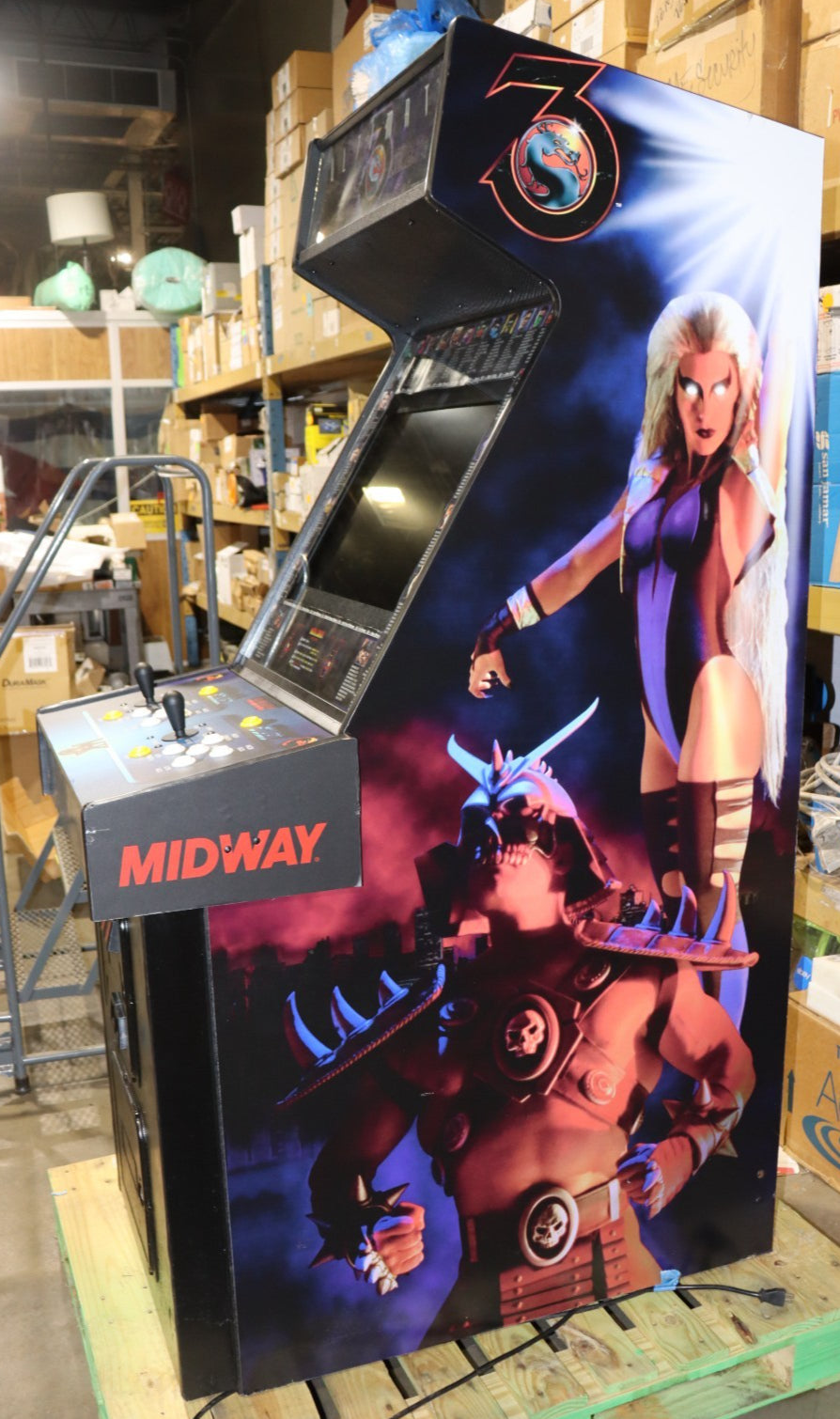 MORTAL KOMBAT 3 ULTIMATE ARCADE MACHINE by MIDWAY 1995 (Excellent Condition)