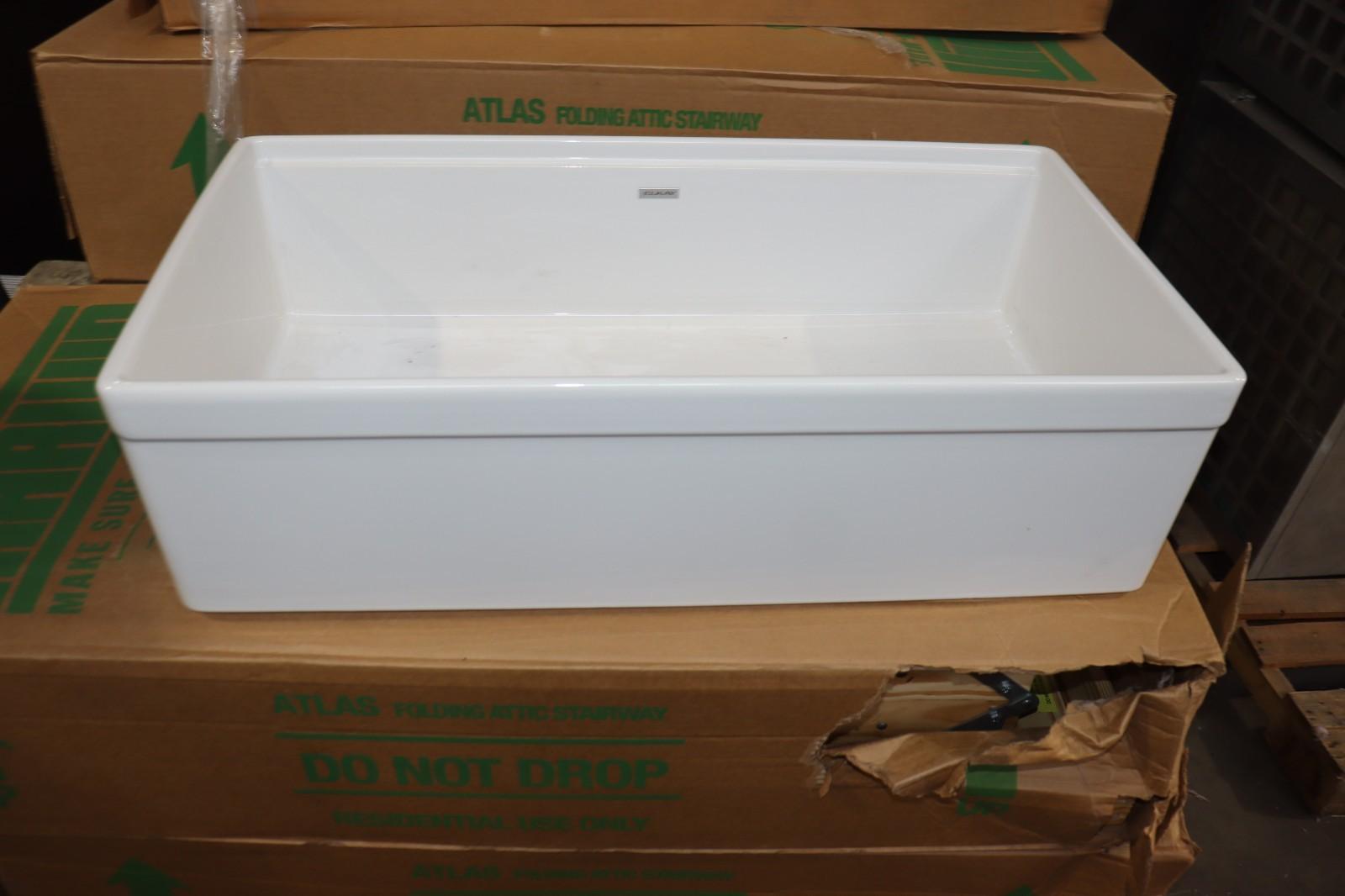 Elkay SWUF13620CDWH Fireclay 36" Single Bowl Farmhouse Workstation Sink Kit