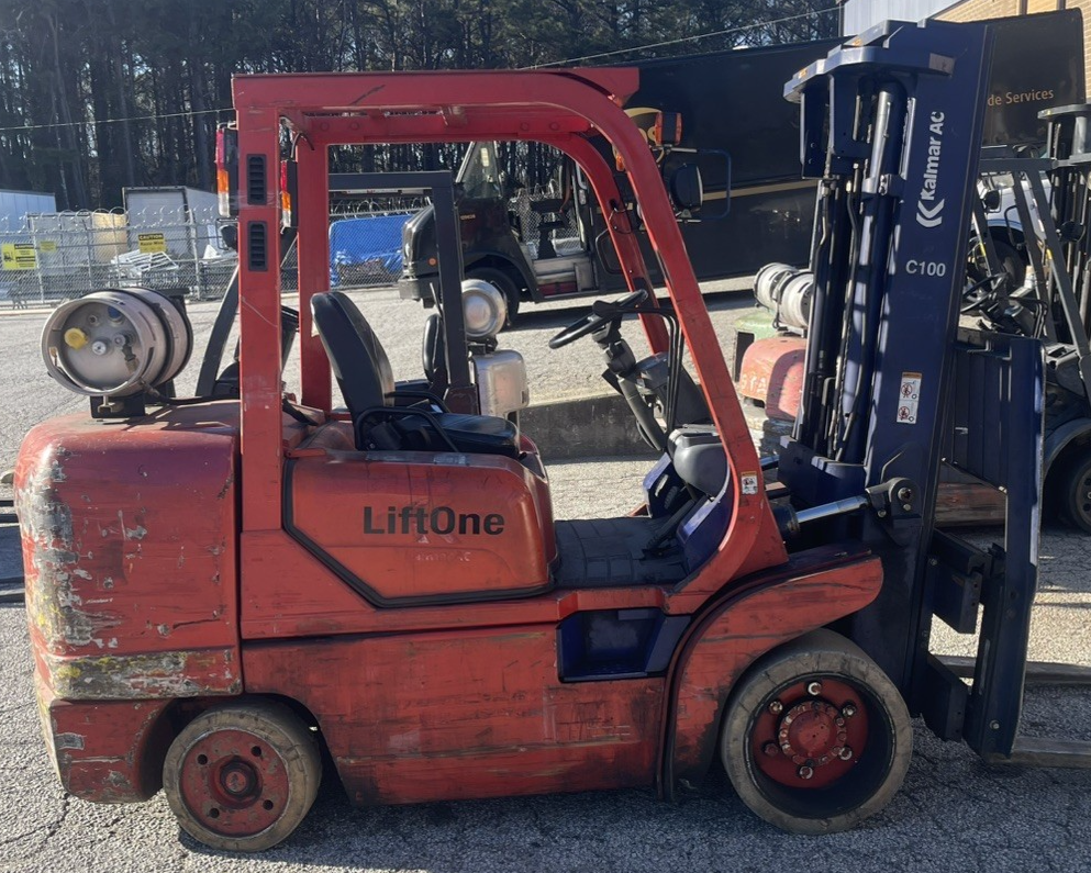 Kalmar AC C100BX, 3700 Hours,  10,000 LB Forklift, w/ side Shift, 3 Stage, LP
