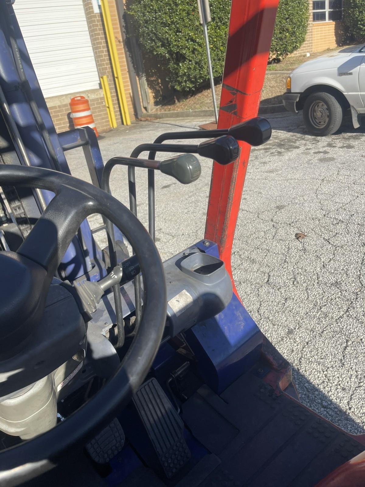 Kalmar AC C100BX, 3700 Hours,  10,000 LB Forklift, w/ side Shift, 3 Stage, LP