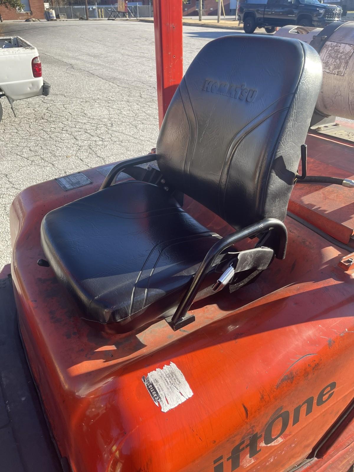 Kalmar AC C100BX, 3700 Hours,  10,000 LB Forklift, w/ side Shift, 3 Stage, LP