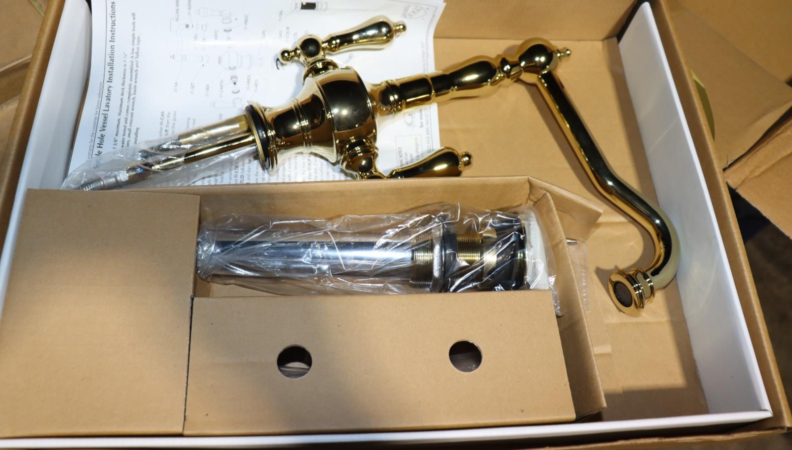 Giagni Bath or Bar Faucet Polished Brass, 1 Hole, Two Handle, w/ Drain & Hoses