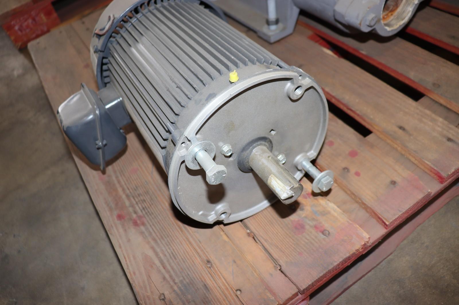 US Motors U5P2DCR 5 HP 1760 RPM DK39, Damaged, New
