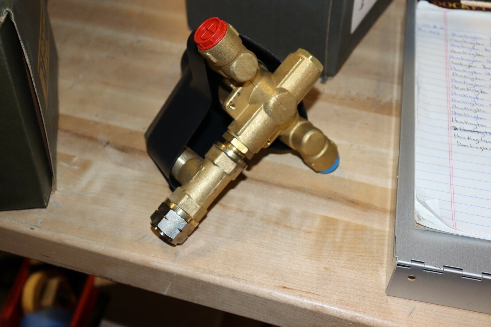 1/2 " thermostaic valve rough in w/ on/off iverter valve, Model P2923199, Huntin