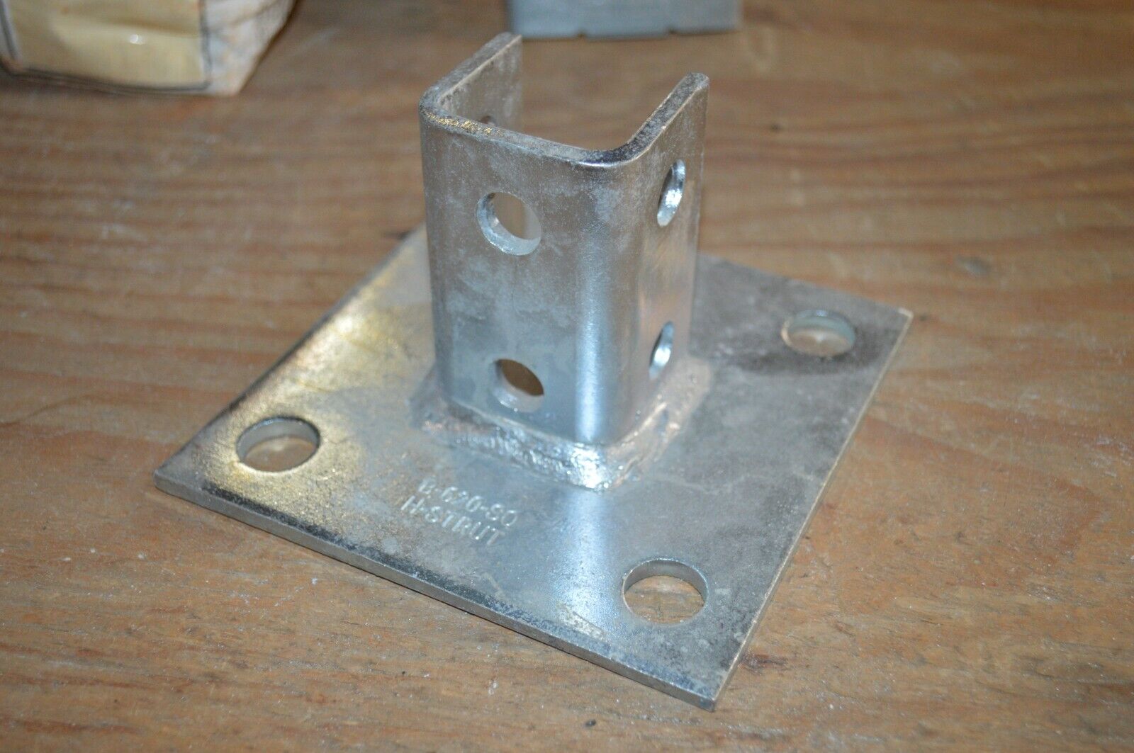 HAYDON H-STRUT BASE B-620-SQ