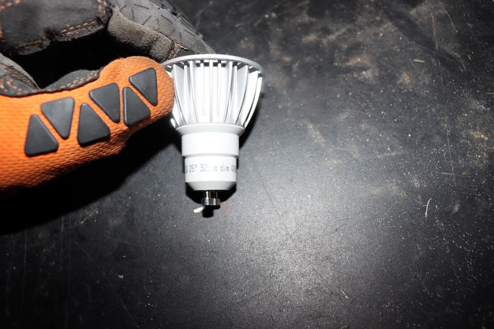 QUANTITY OF 6 - 2 PIN LED BULB, 5W, GU10 LED, 4000k, C-130749, 120V NEW