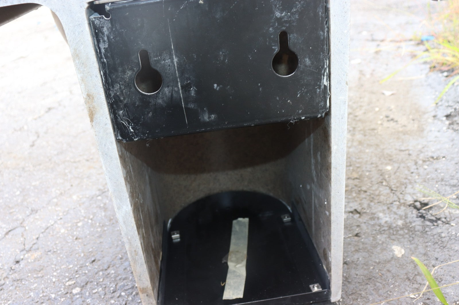 Intersan 20"x21.5"x16" Solid Surface Lavatory System Public Restrooms Brown